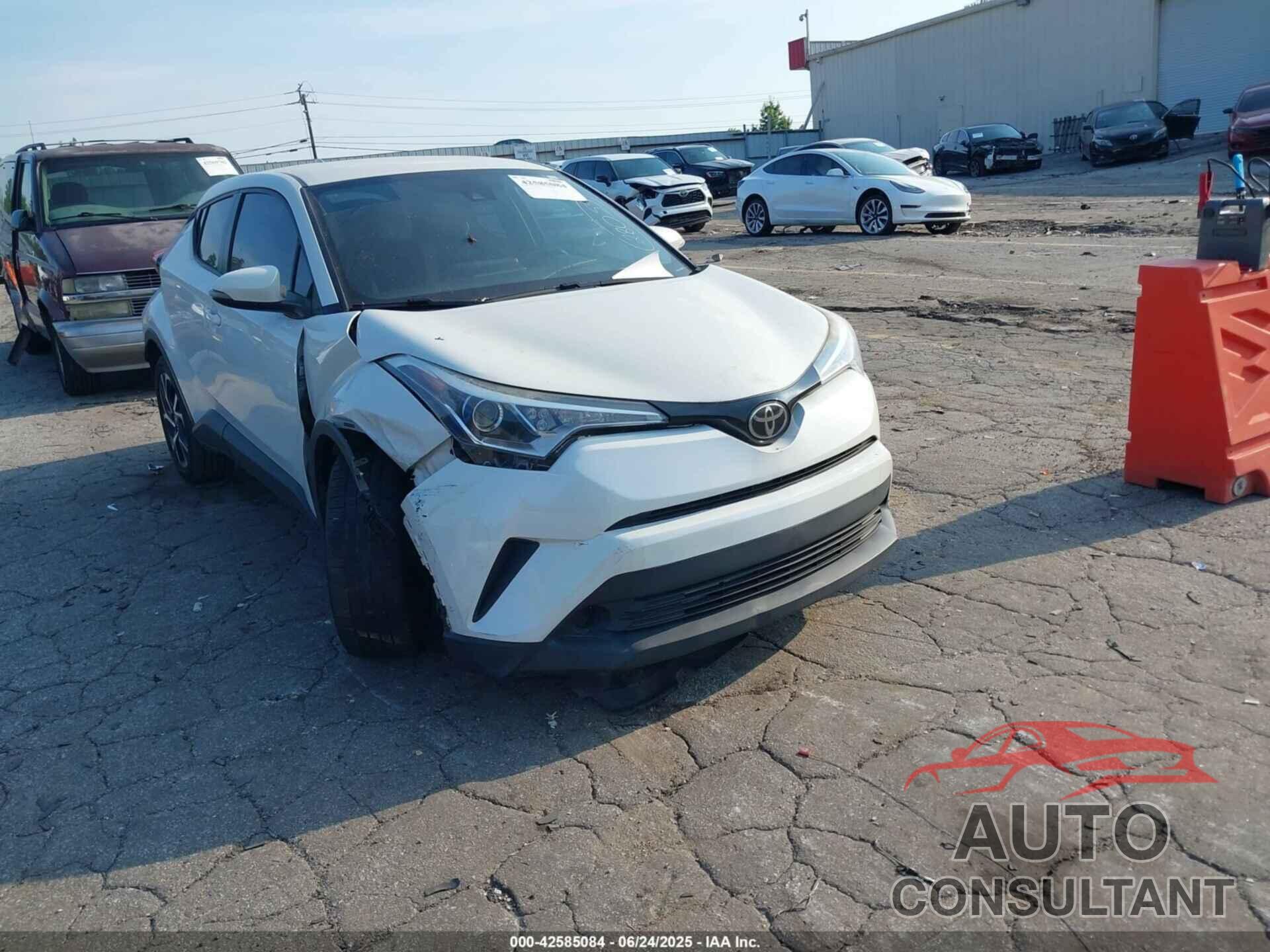 TOYOTA C-HR 2018 - NMTKHMBX3JR025488