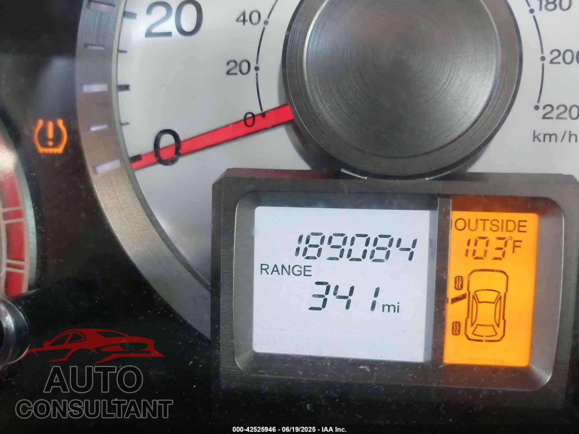 HONDA PILOT 2011 - 5FNYF4H45BB091285