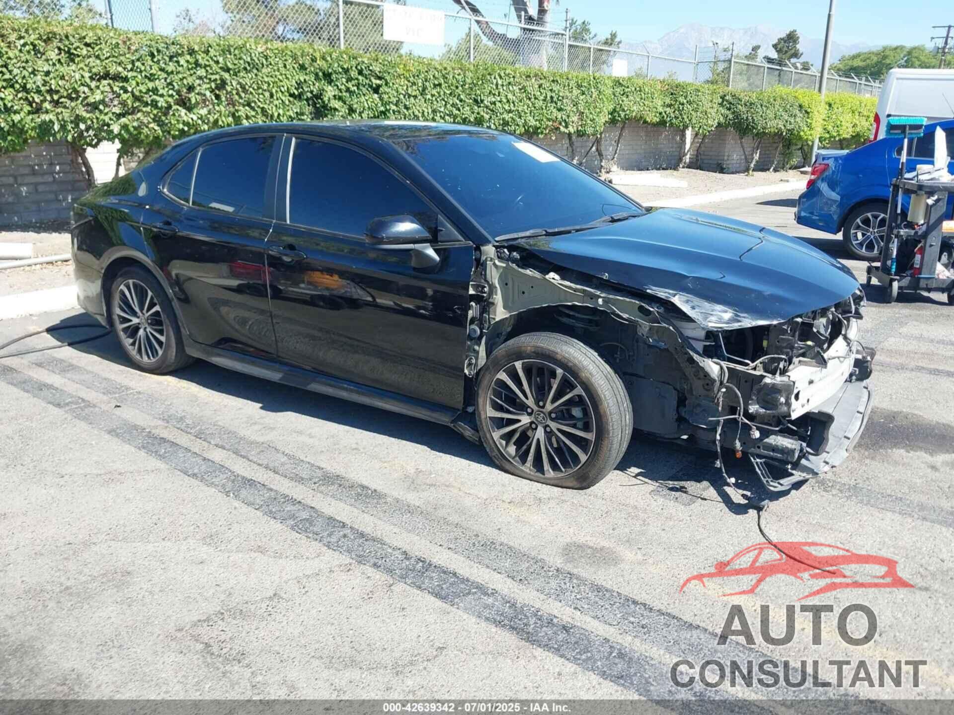 TOYOTA CAMRY 2020 - 4T1G11AK2LU972631
