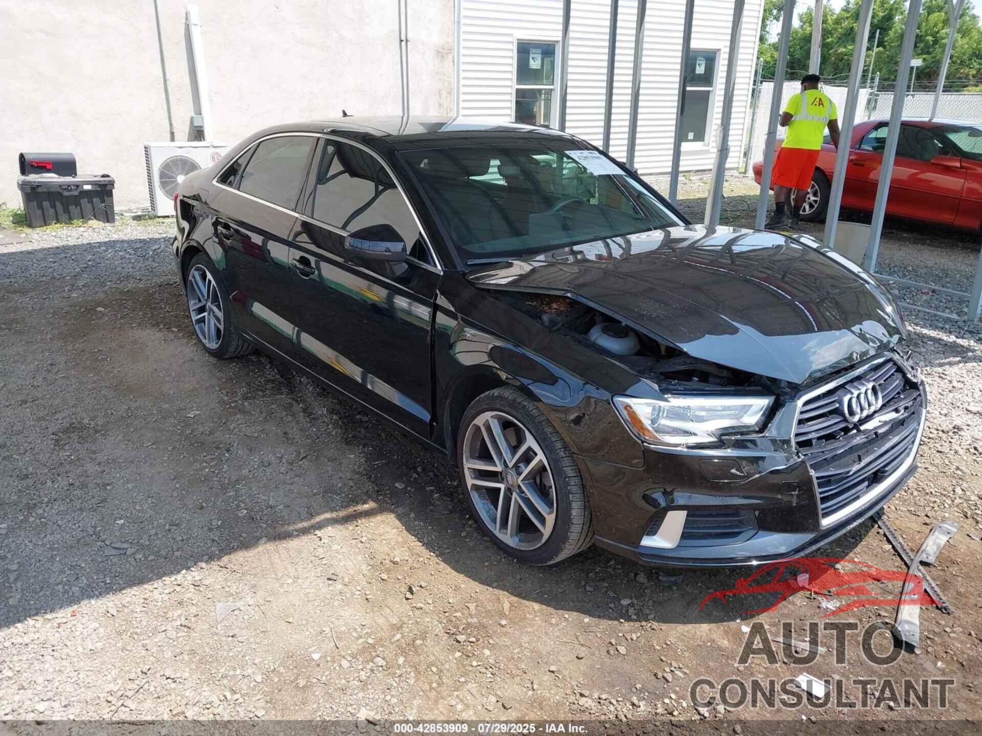 AUDI A3 2019 - WAUBEGFF1K1022551