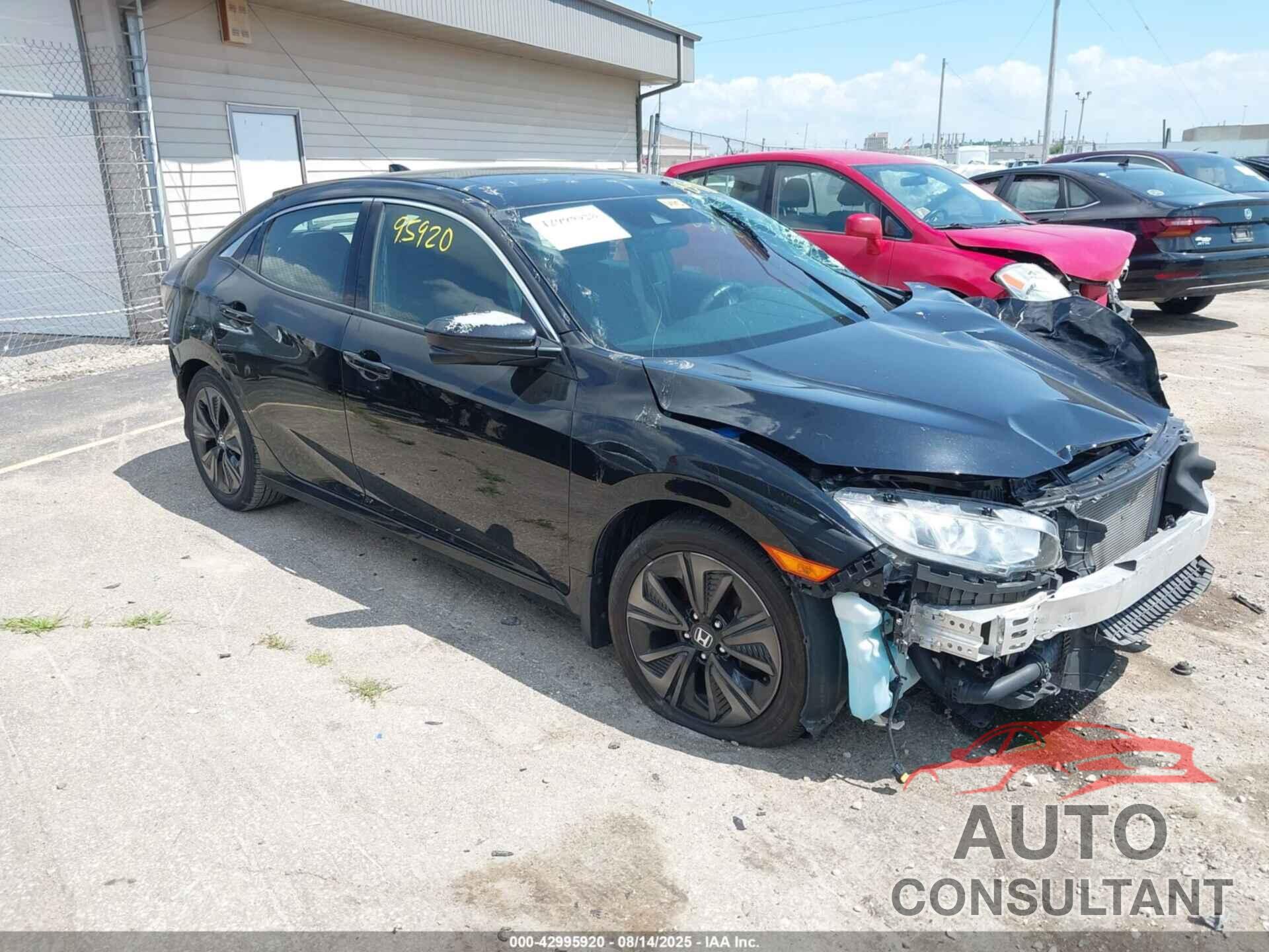 HONDA CIVIC 2019 - SHHFK7H69KU214185