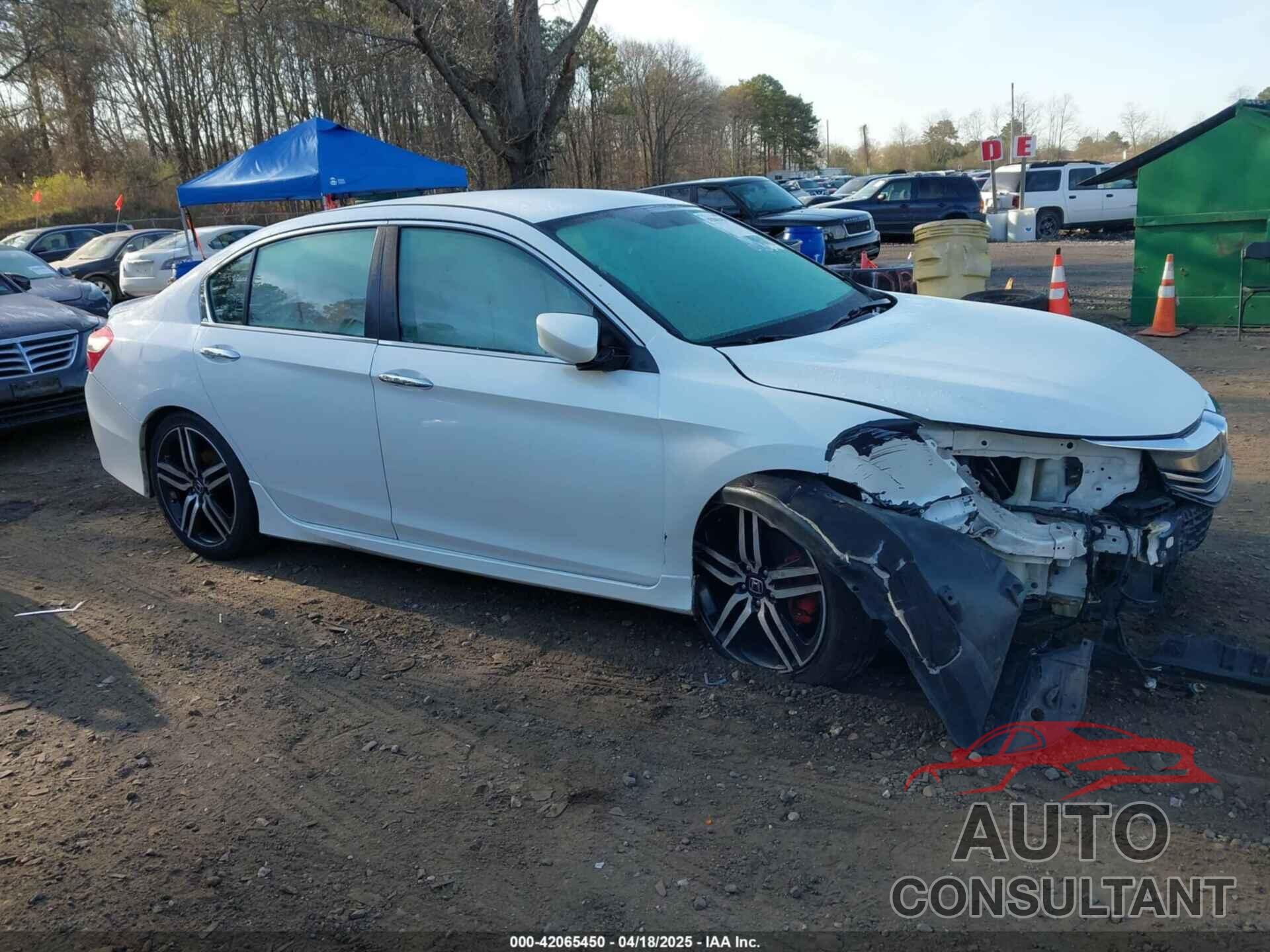 HONDA ACCORD 2017 - 1HGCR2F50HA266319