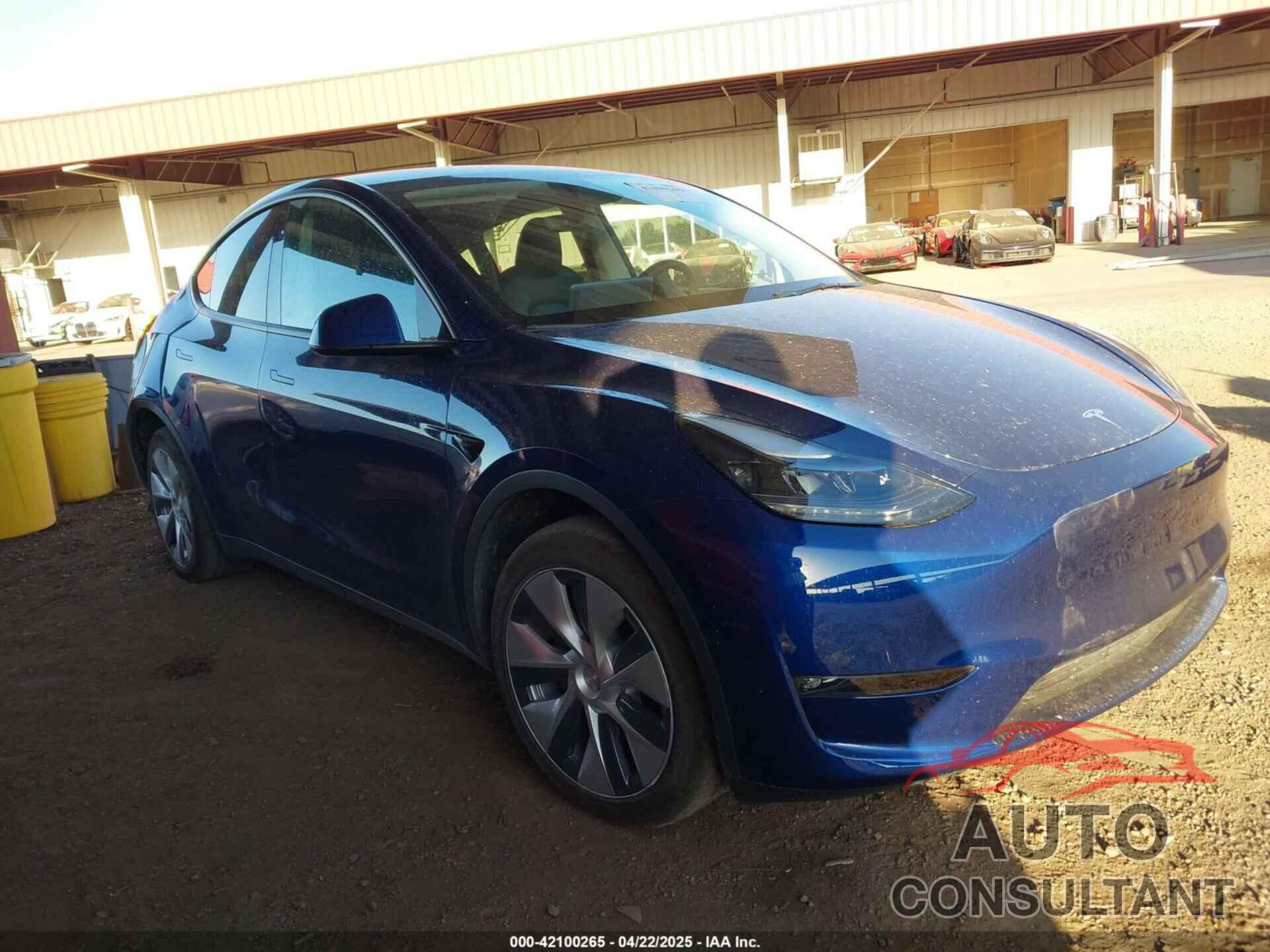 TESLA MODEL Y 2023 - 7SAYGDED5PF962181