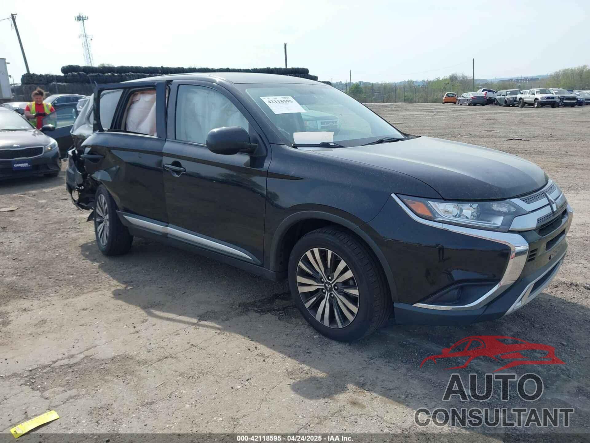 MITSUBISHI OUTLANDER 2019 - JA4AD2A34KZ055525