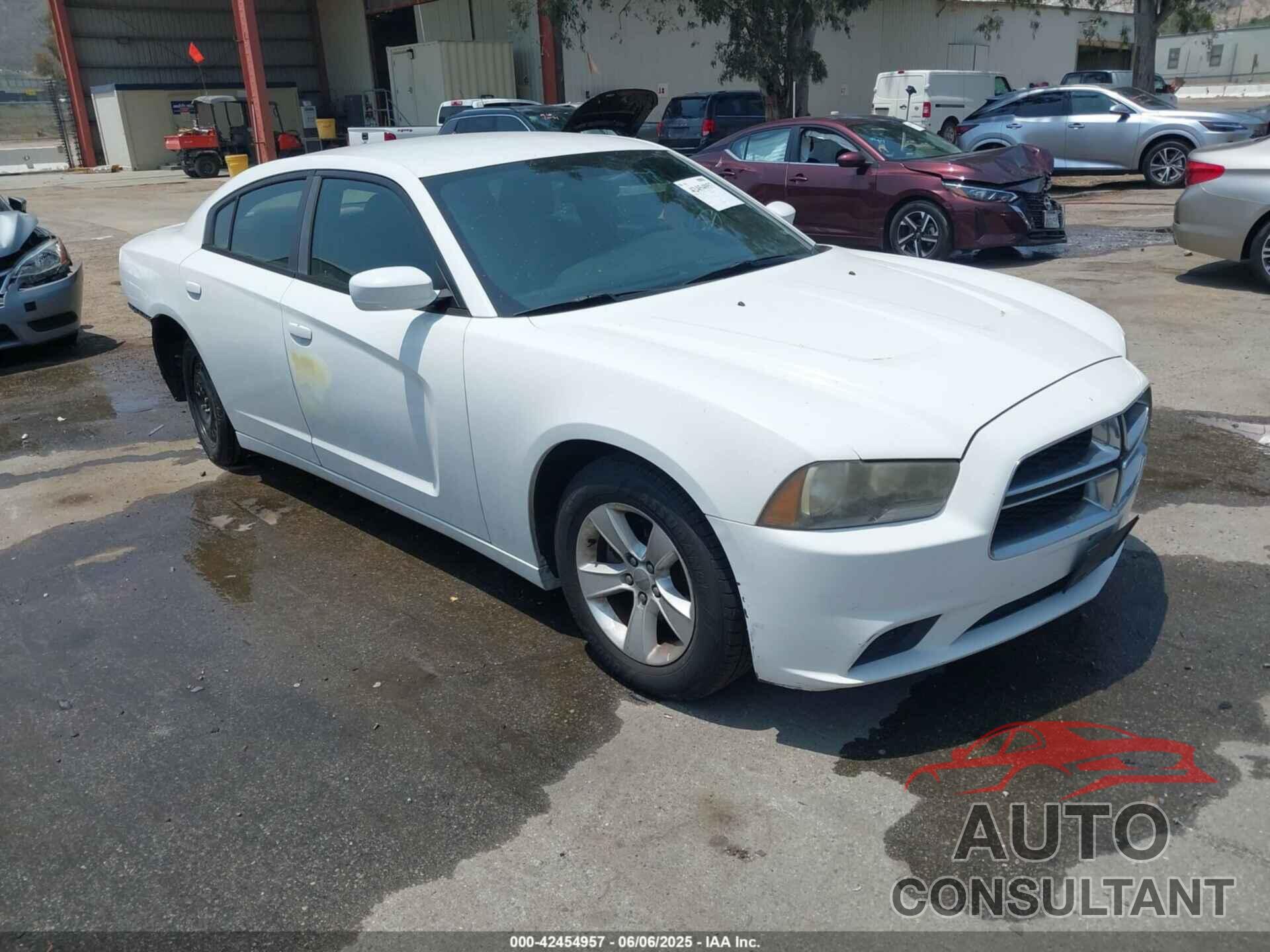 DODGE CHARGER 2011 - 2B3CL3CG0BH606199