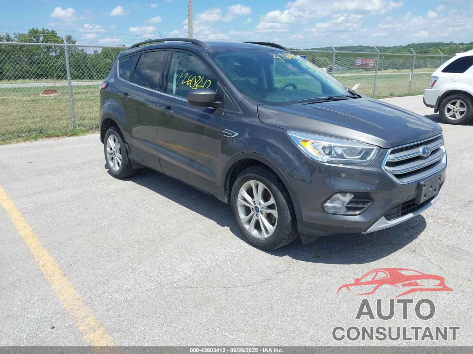 FORD ESCAPE 2017 - 1FMCU0GD3HUB77880