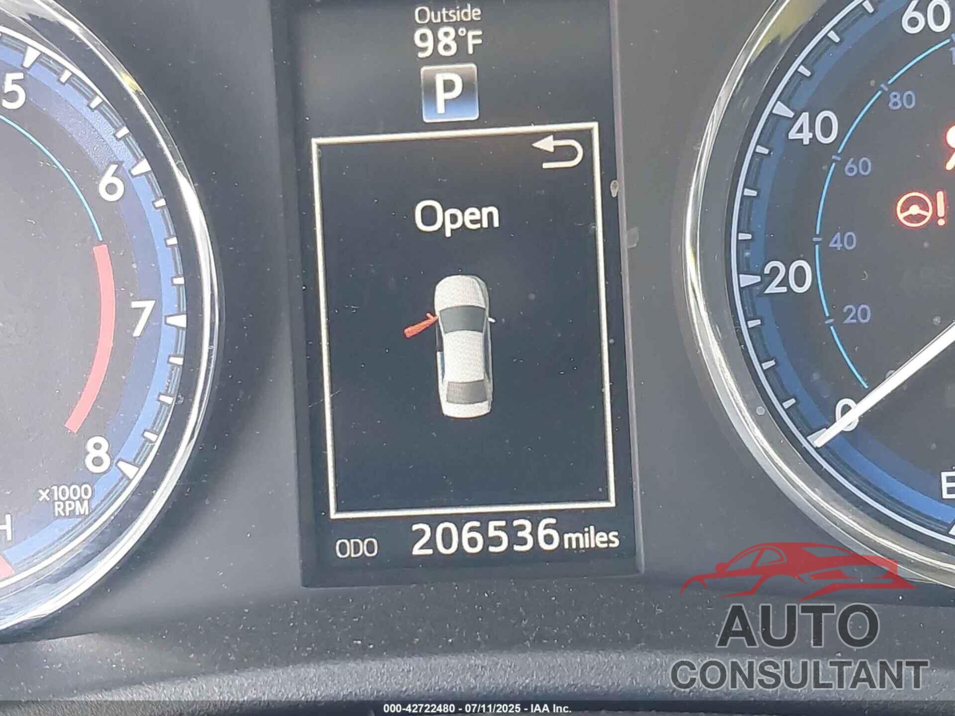 TOYOTA COROLLA 2017 - 2T1BURHE5HC774361