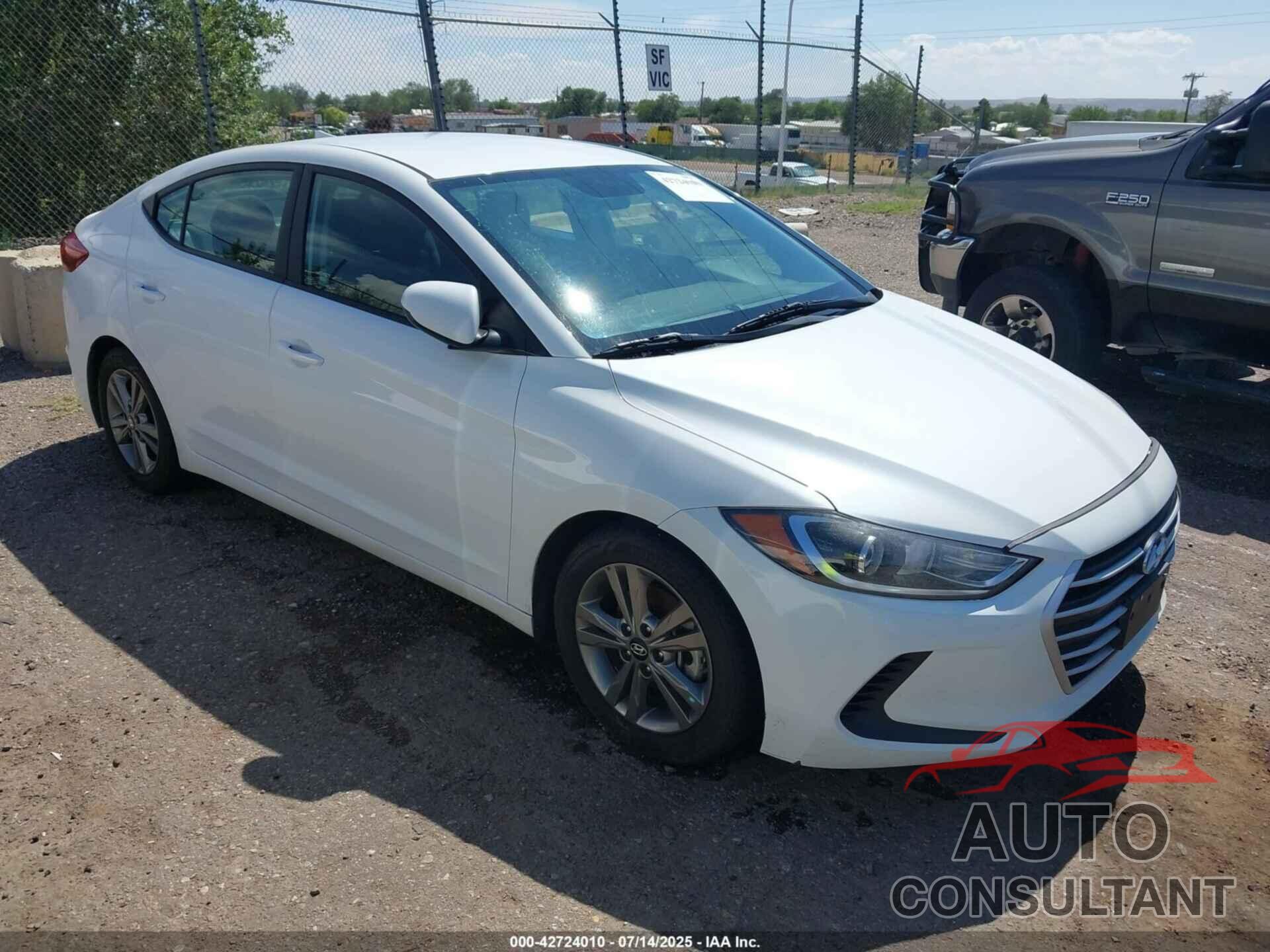 HYUNDAI ELANTRA 2018 - 5NPD84LF9JH368411