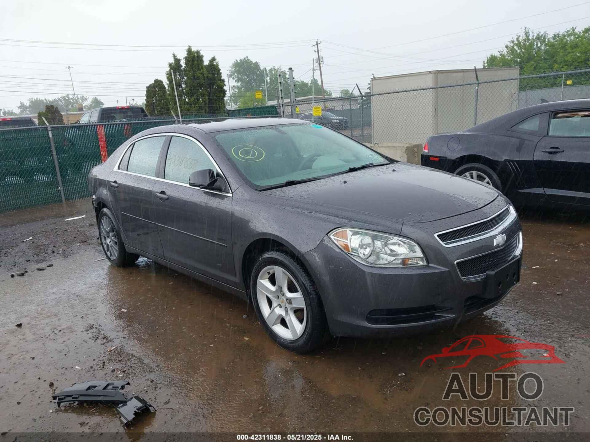 CHEVROLET MALIBU 2011 - 1G1ZB5E12BF215453