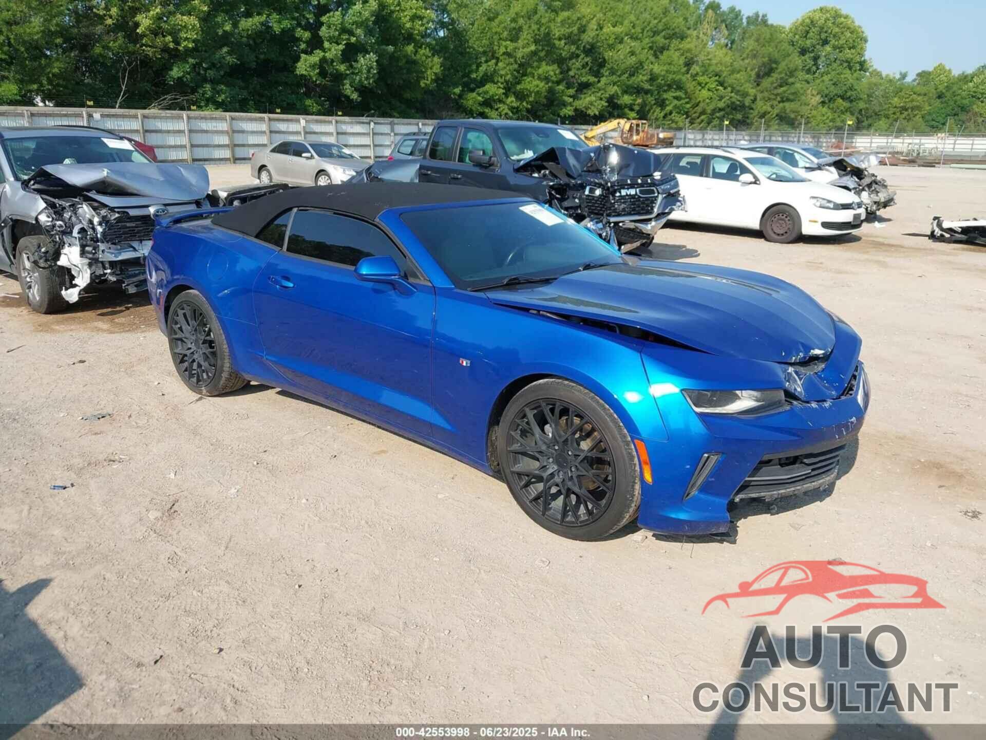 CHEVROLET CAMARO 2018 - 1G1FB3DX0J0113552