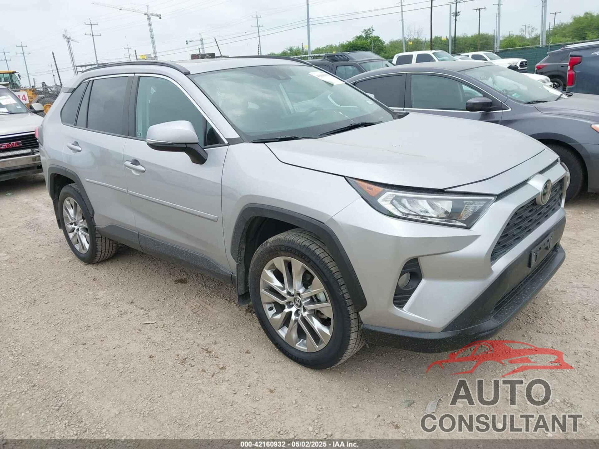 TOYOTA RAV4 2020 - 2T3C1RFV7LW090037