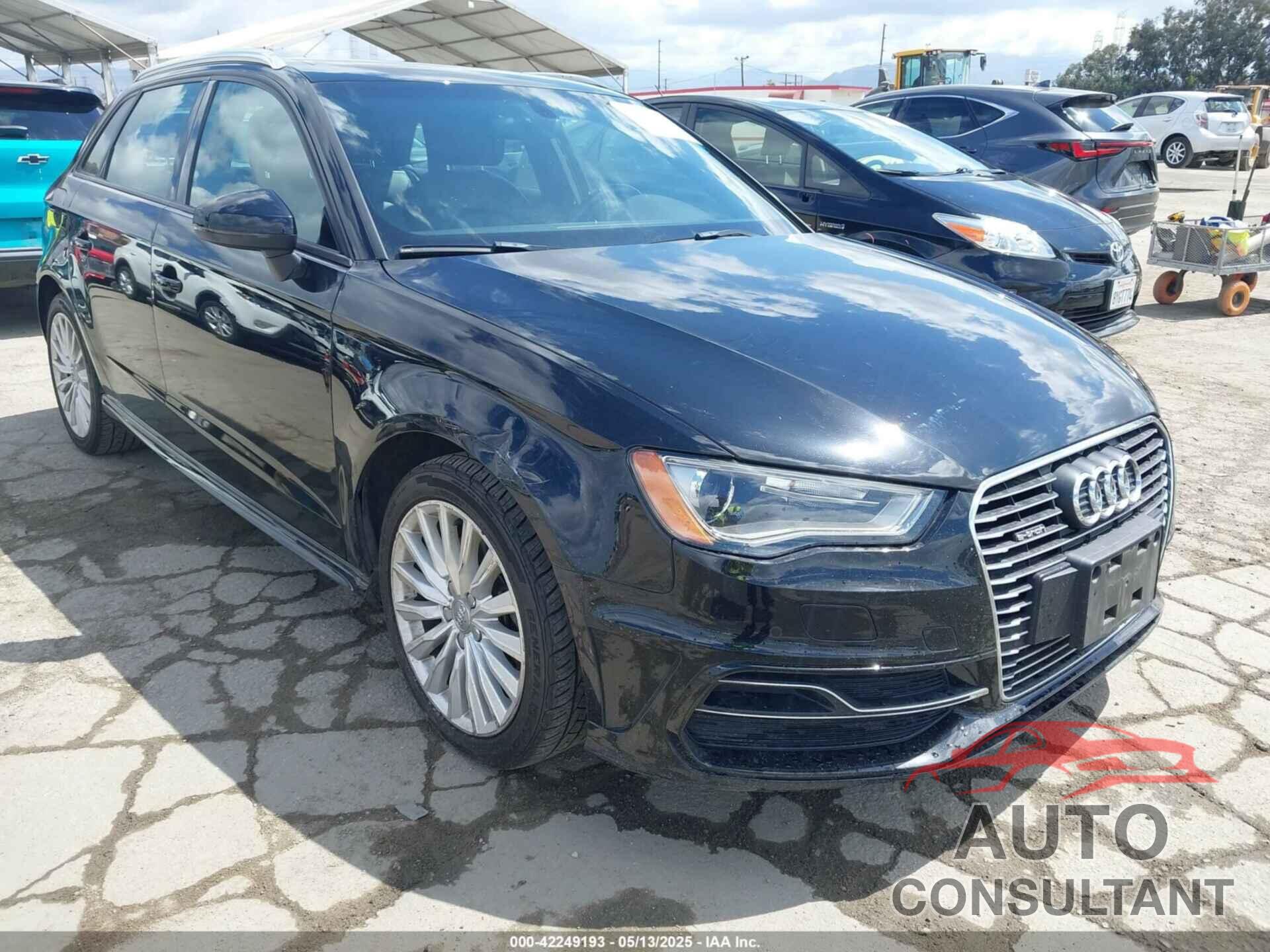 AUDI A3 E-TRON 2016 - WAUUPBFF6GA107043