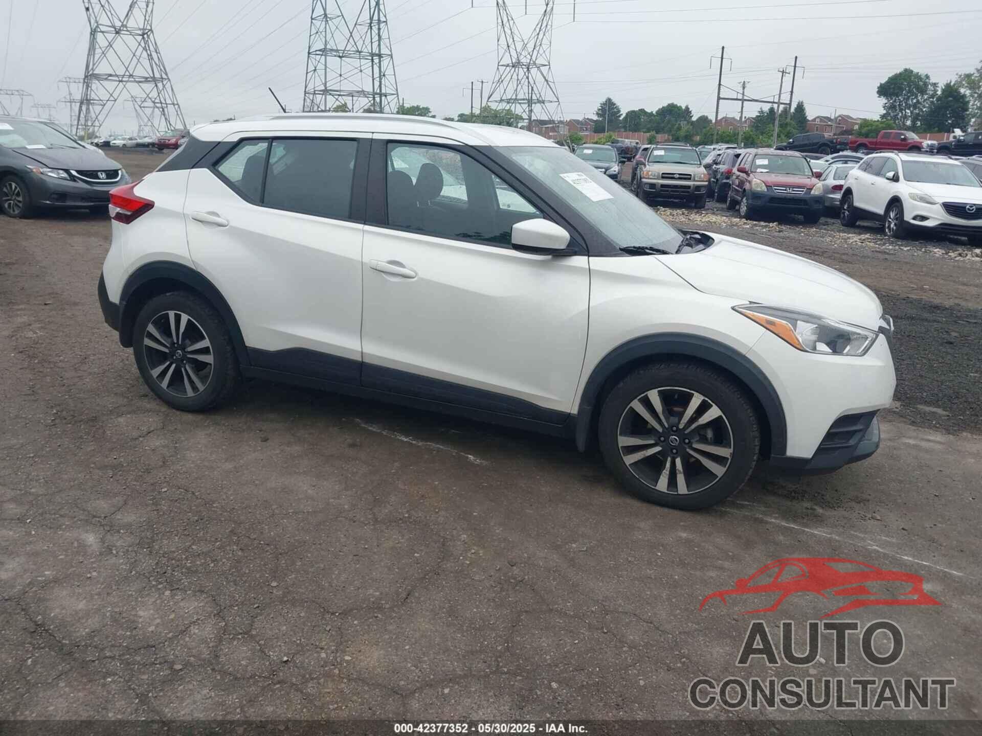 NISSAN KICKS 2020 - 3N1CP5CV0LL556932