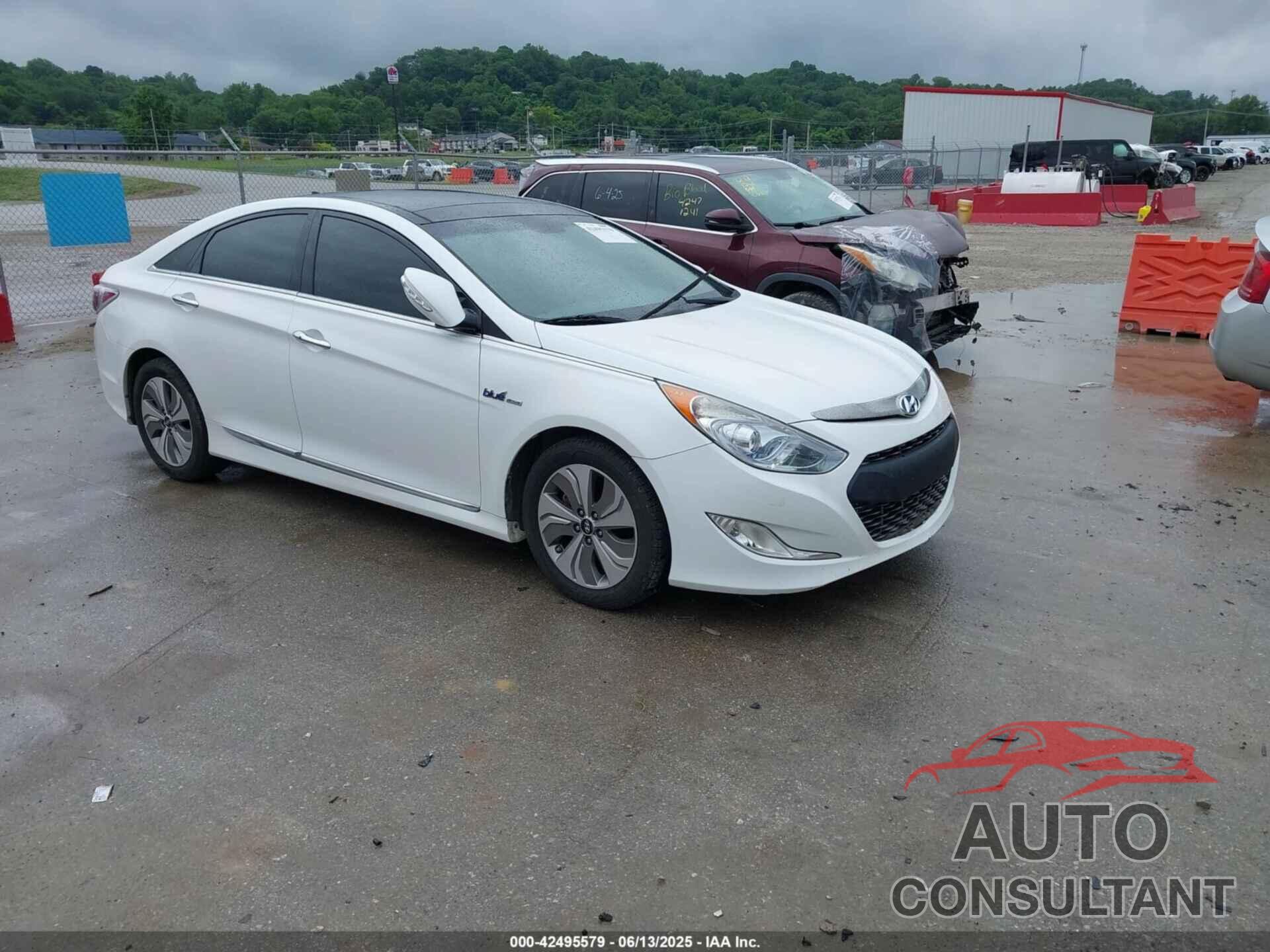 HYUNDAI SONATA HYBRID 2015 - KMHEC4A41FA122130