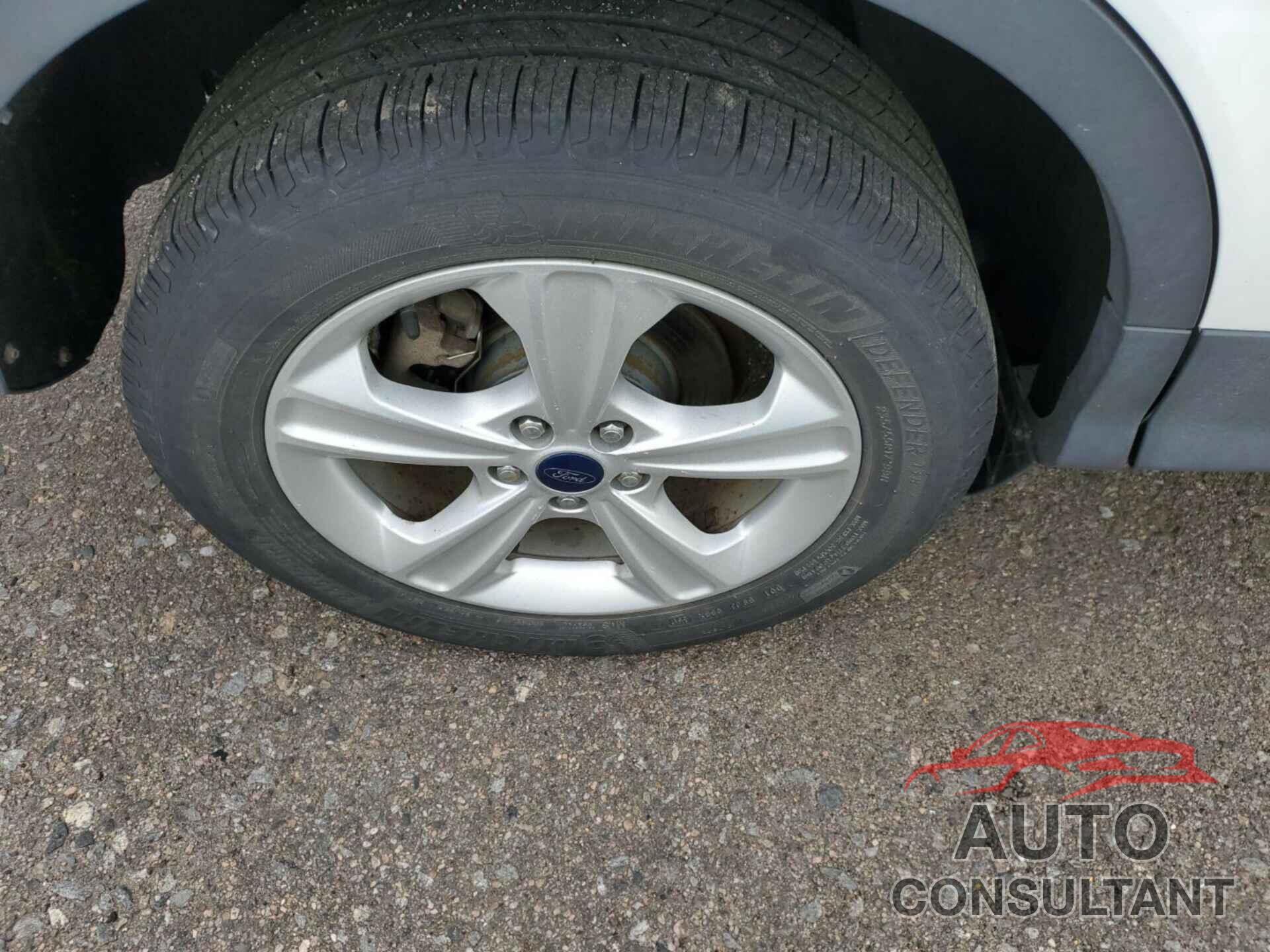 FORD ESCAPE 2013 - 1FMCU9G93DUD04038