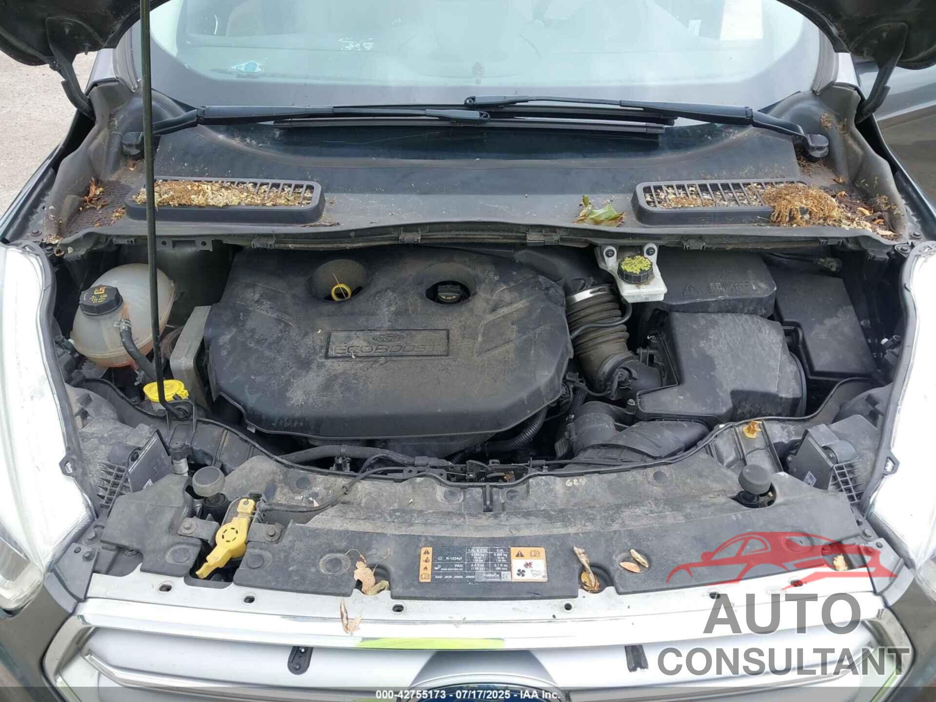 FORD ESCAPE 2017 - 1FMCU9G99HUC77546