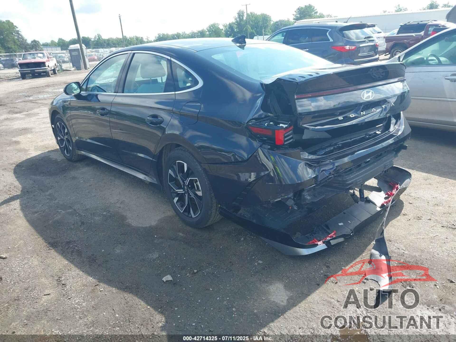 HYUNDAI SONATA 2024 - KMHL64JA5RA380367
