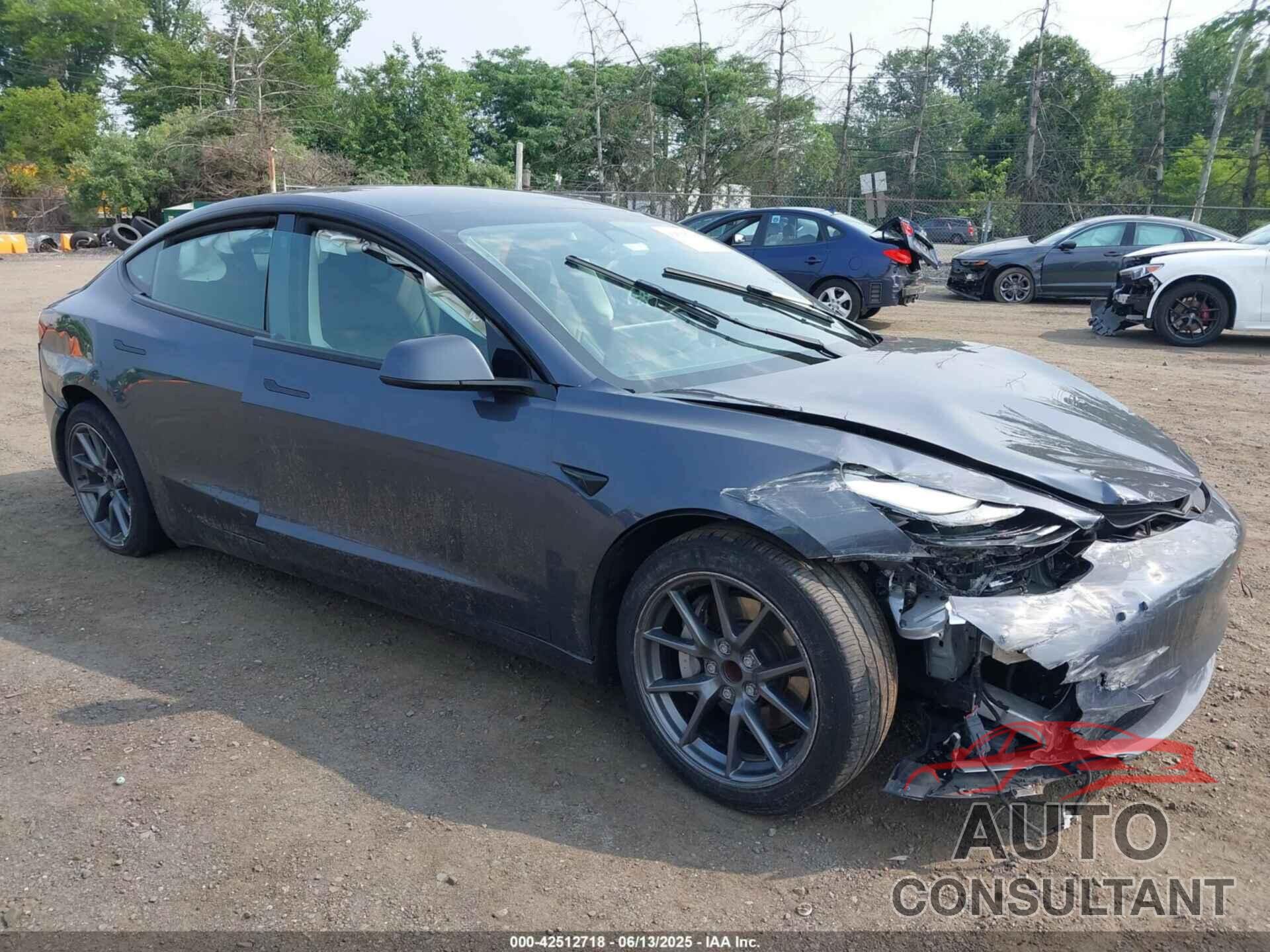 TESLA MODEL 3 2023 - 5YJ3E1EA3PF561326