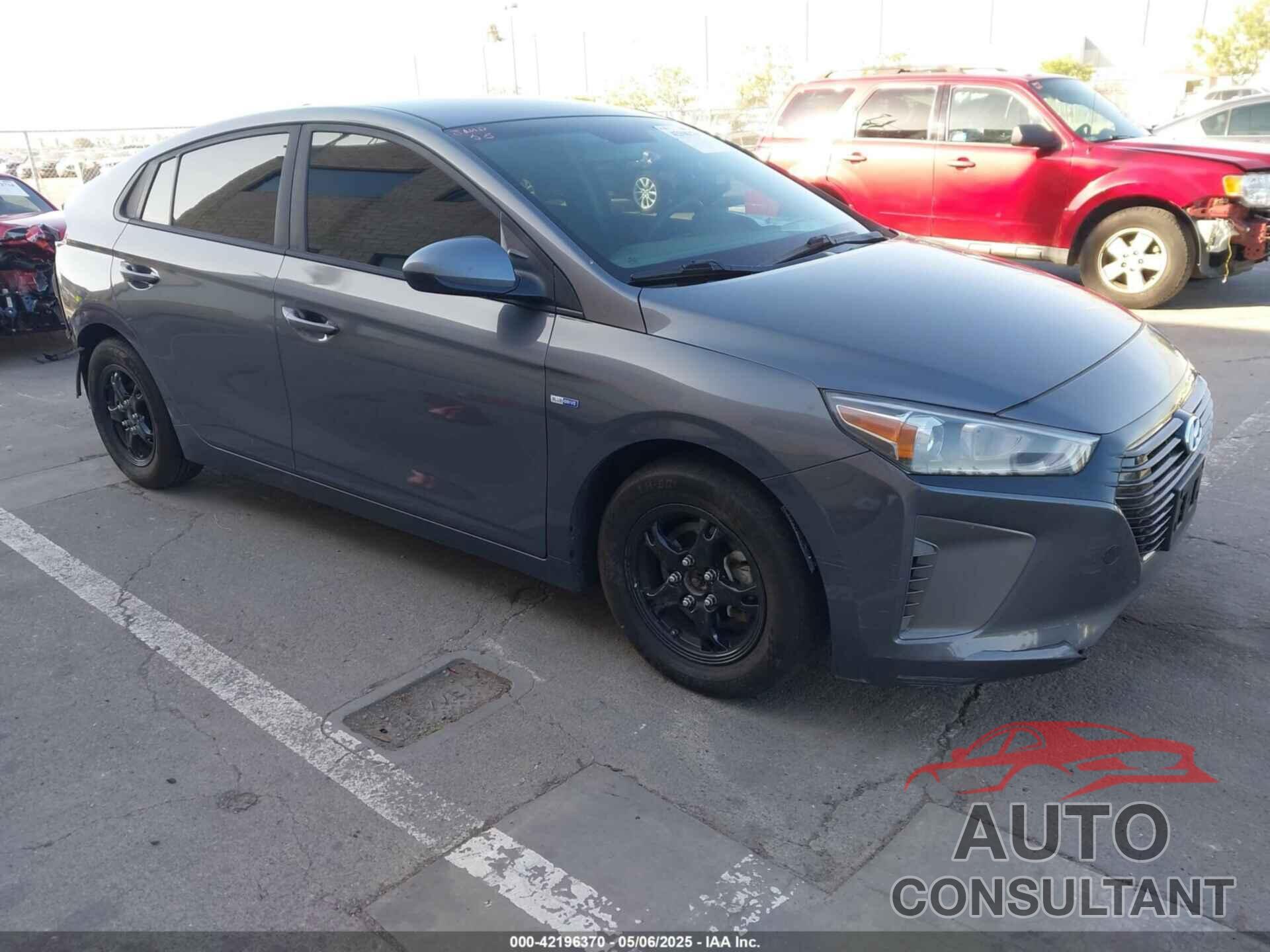 HYUNDAI IONIQ HYBRID 2019 - KMHC65LC6KU179800