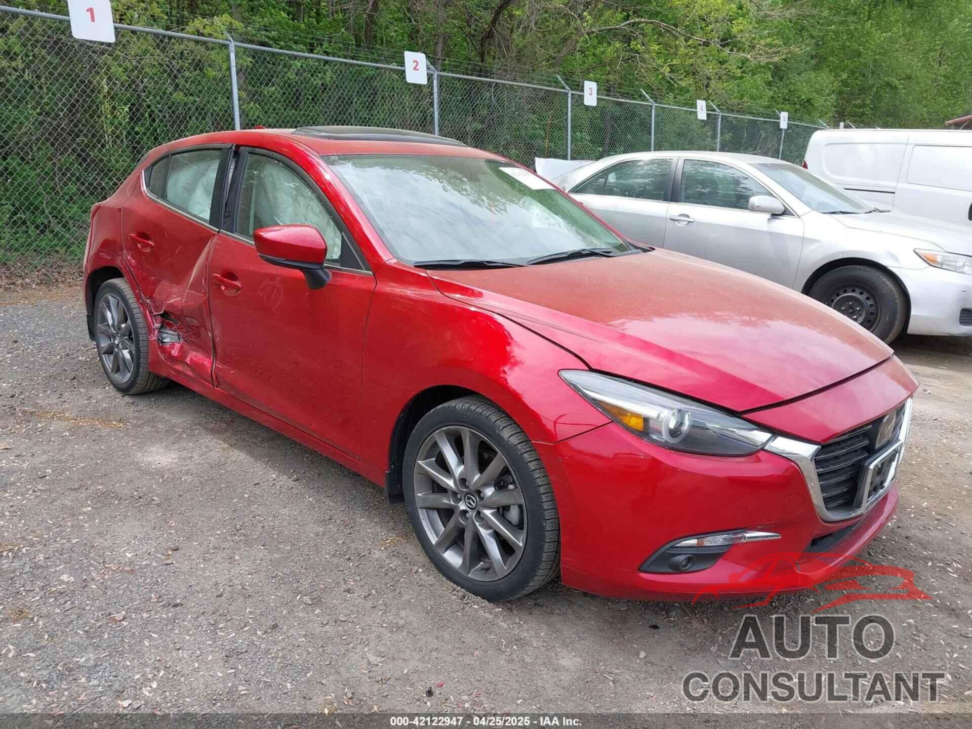MAZDA MAZDA3 2018 - 3MZBN1M31JM250217