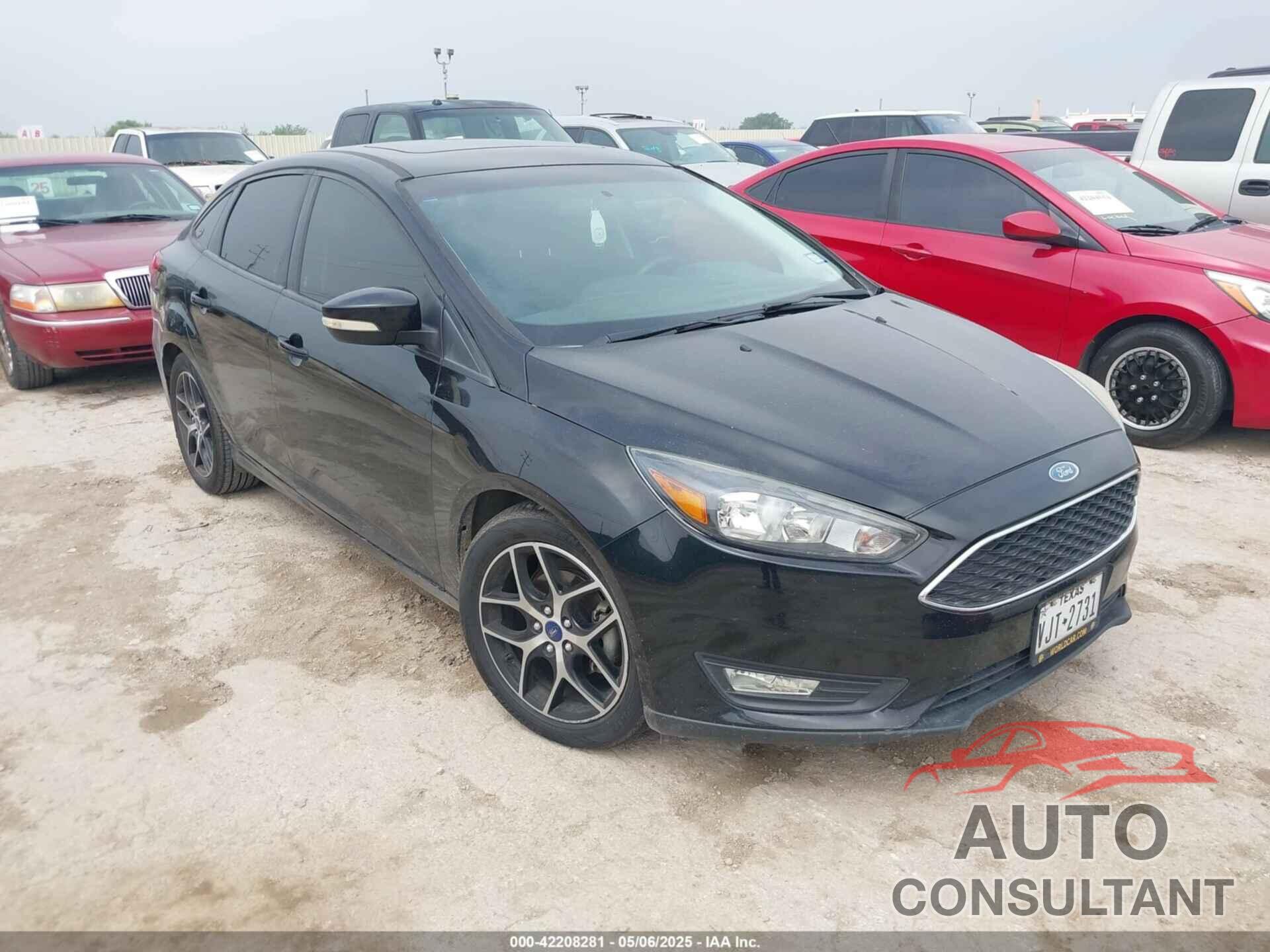 FORD FOCUS 2018 - 1FADP3H24JL204374