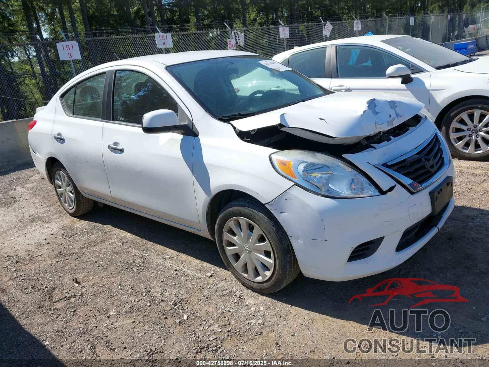 NISSAN VERSA 2013 - 3N1CN7AP3DL890508