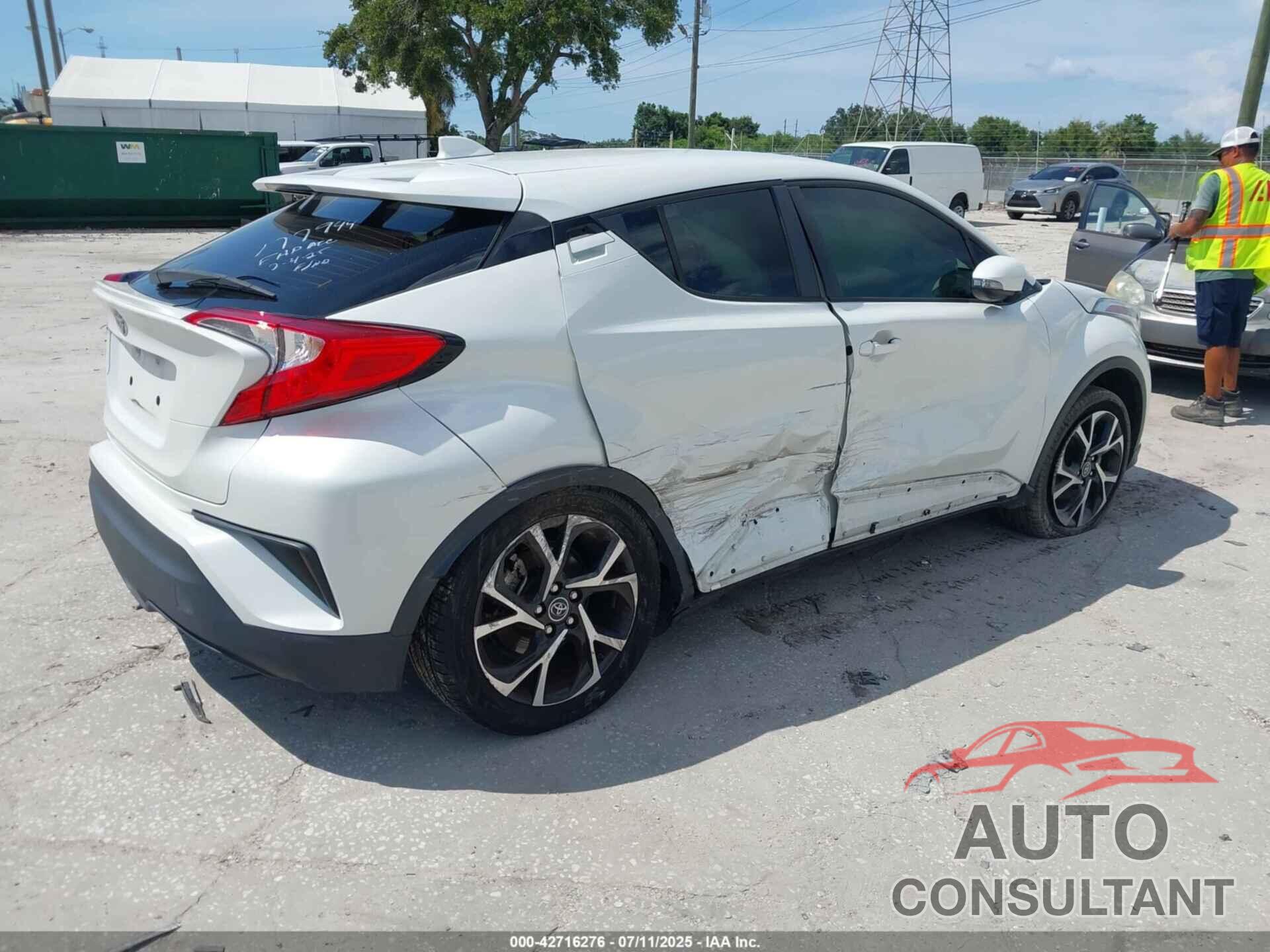 TOYOTA C-HR 2019 - NMTKHMBX7KR099823