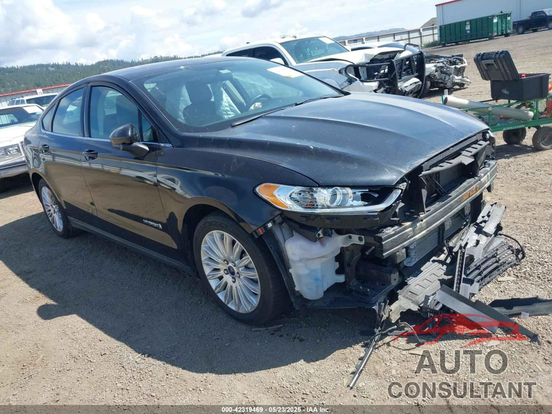 FORD FUSION HYBRID 2015 - 3FA6P0UU0FR157481