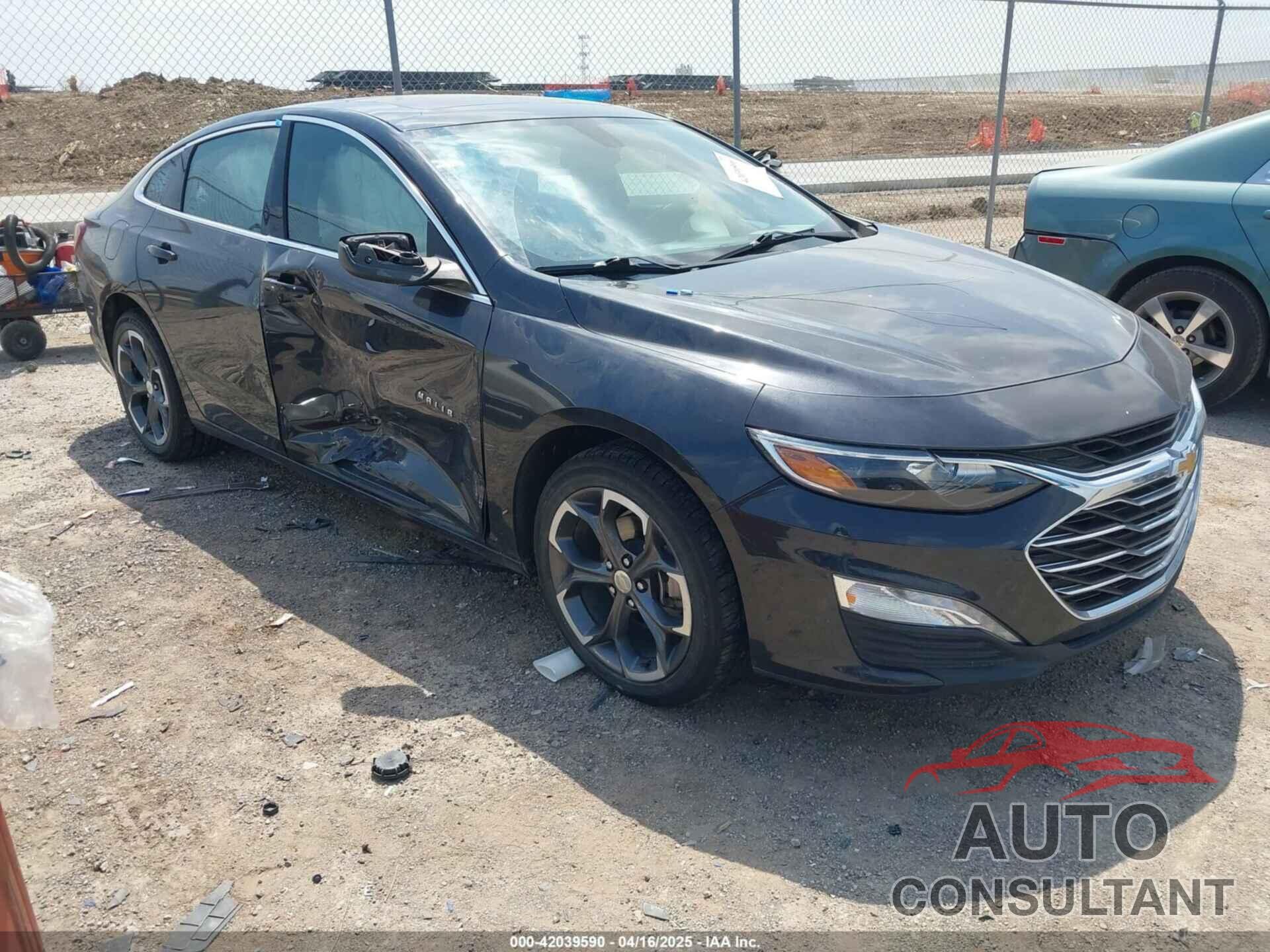 CHEVROLET MALIBU 2022 - 1G1ZD5ST5NF140378
