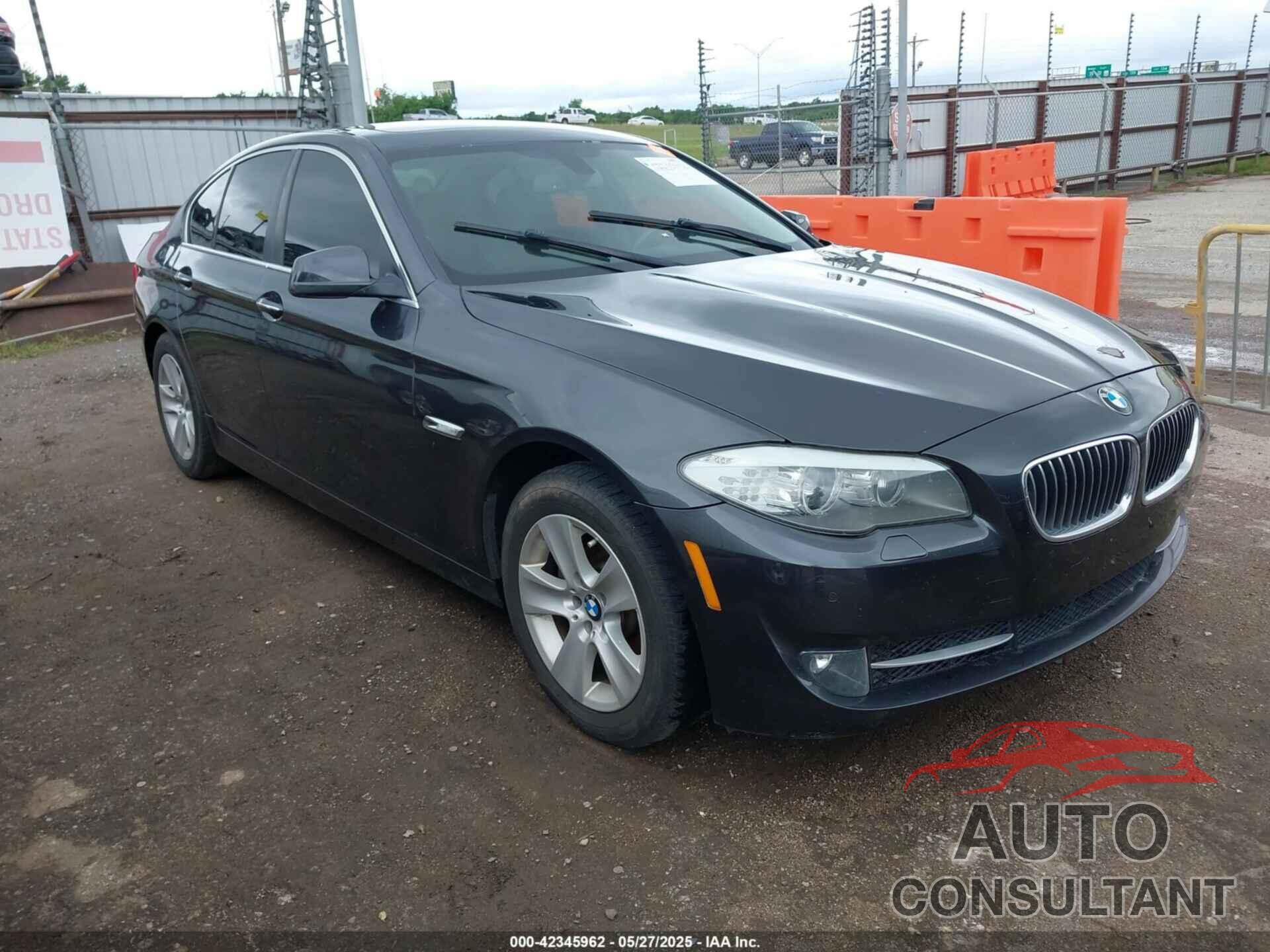 BMW 528I 2013 - WBAXG5C55DD233219