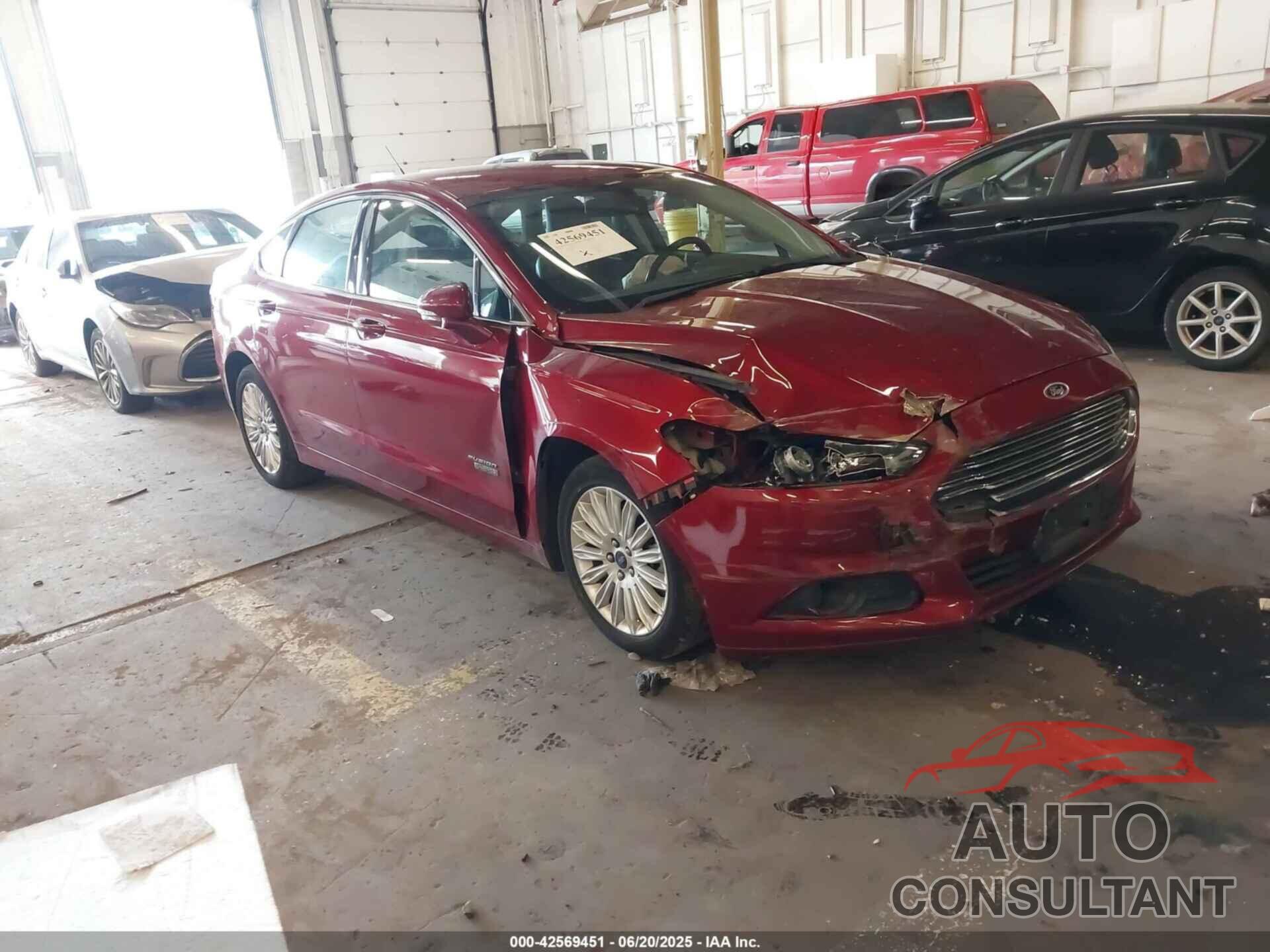 FORD FUSION ENERGI 2015 - 3FA6P0PU6FR170652