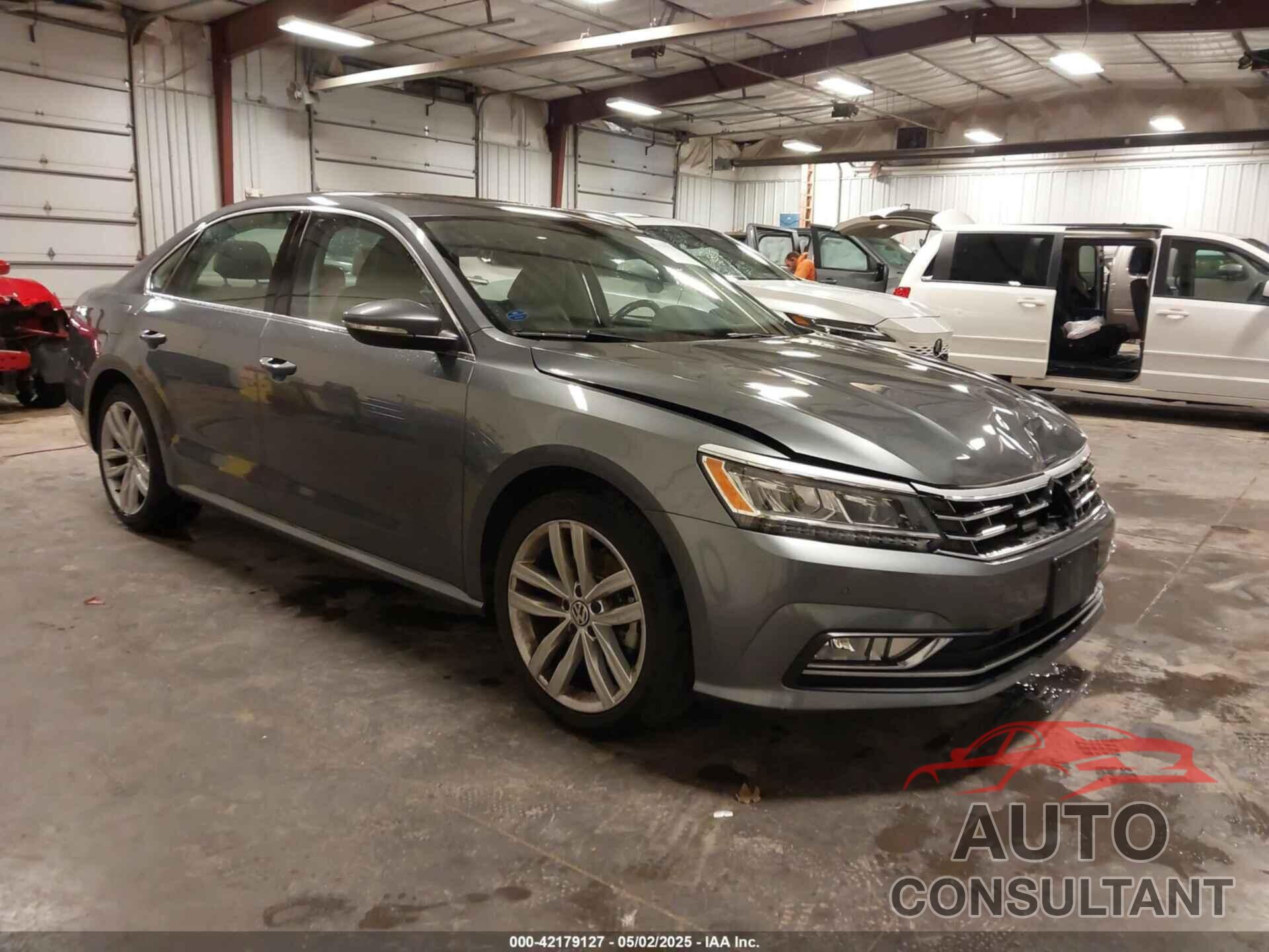 VOLKSWAGEN PASSAT 2018 - 1VWBA7A36JC009970