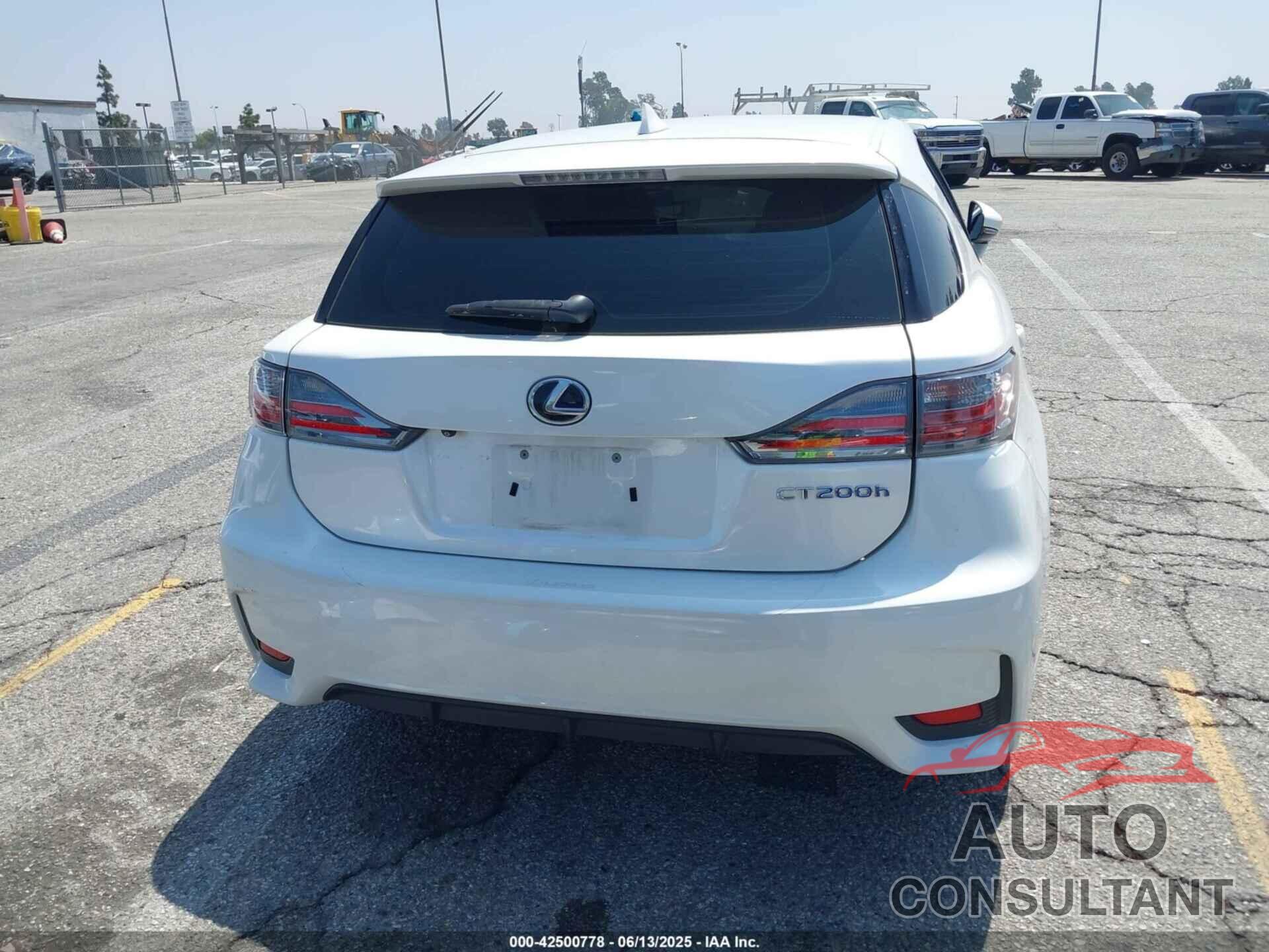 LEXUS CT 200H 2017 - JTHKD5BH3H2296529