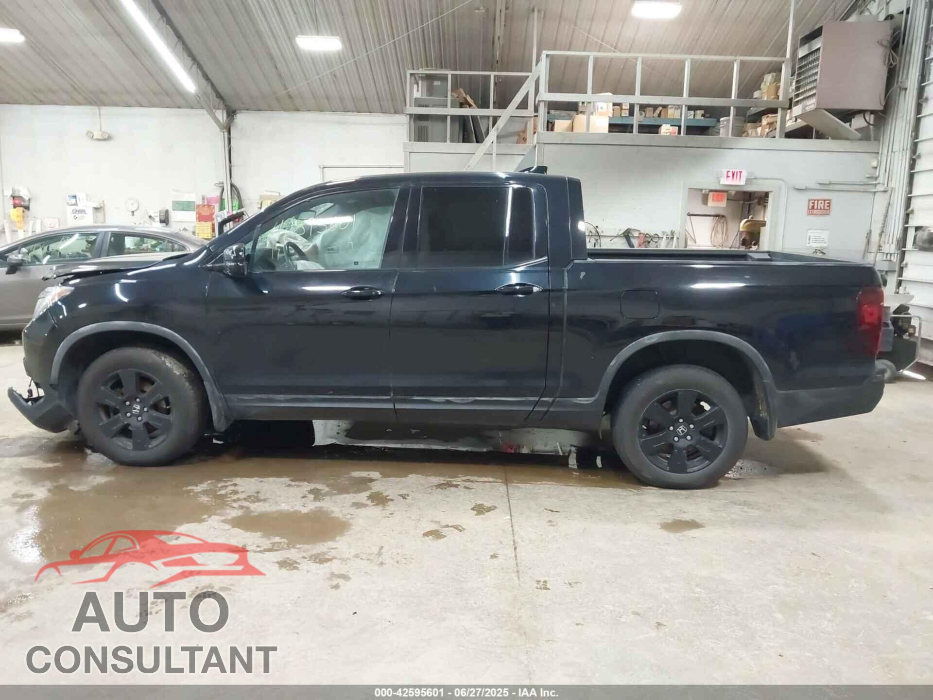 HONDA RIDGELINE 2017 - 5FPYK3F83HB012000