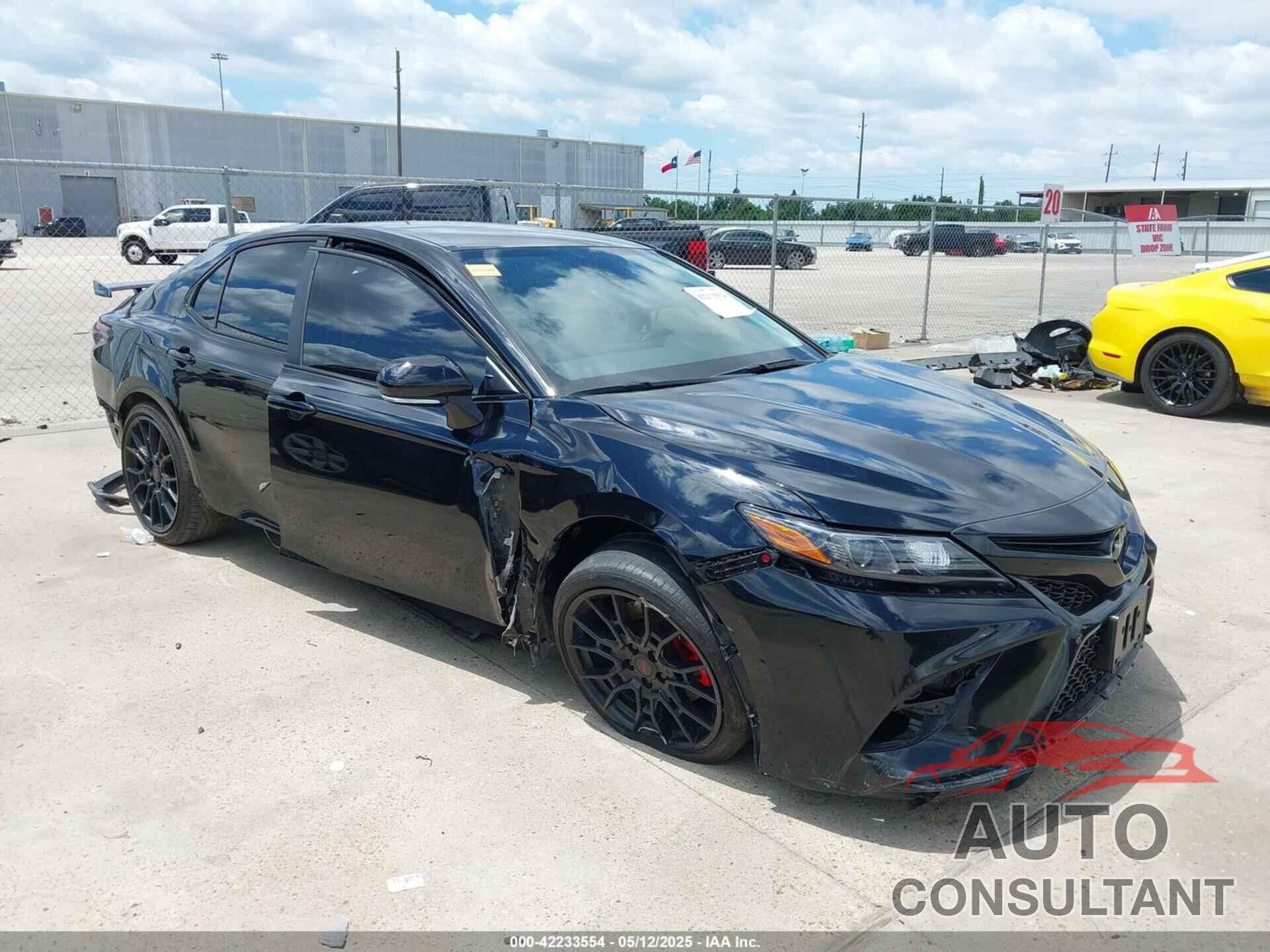 TOYOTA CAMRY 2023 - 4T1KZ1AK4PU079594