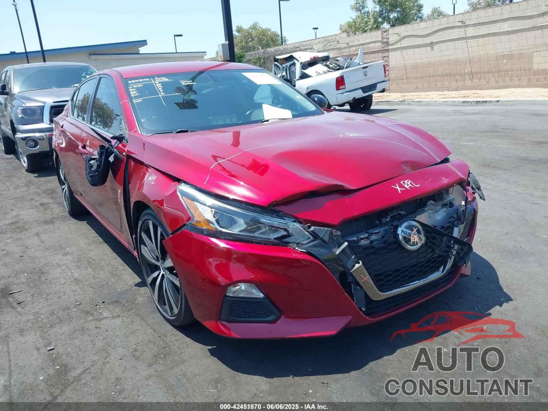 NISSAN ALTIMA 2019 - 1N4BL4CV8KC201053