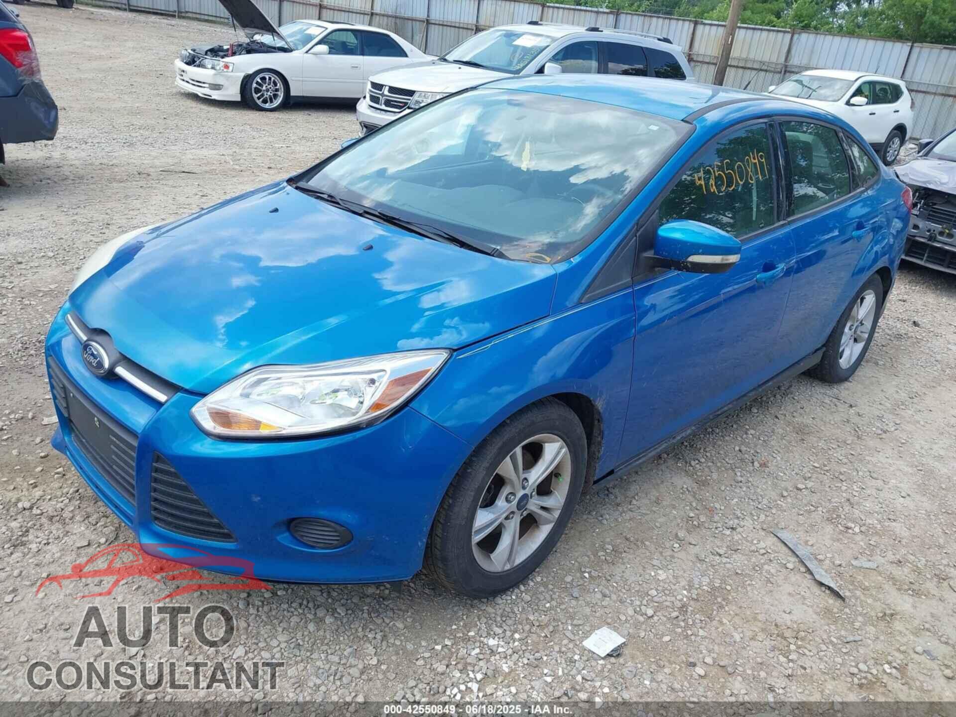 FORD FOCUS 2014 - 1FADP3F28EL438025