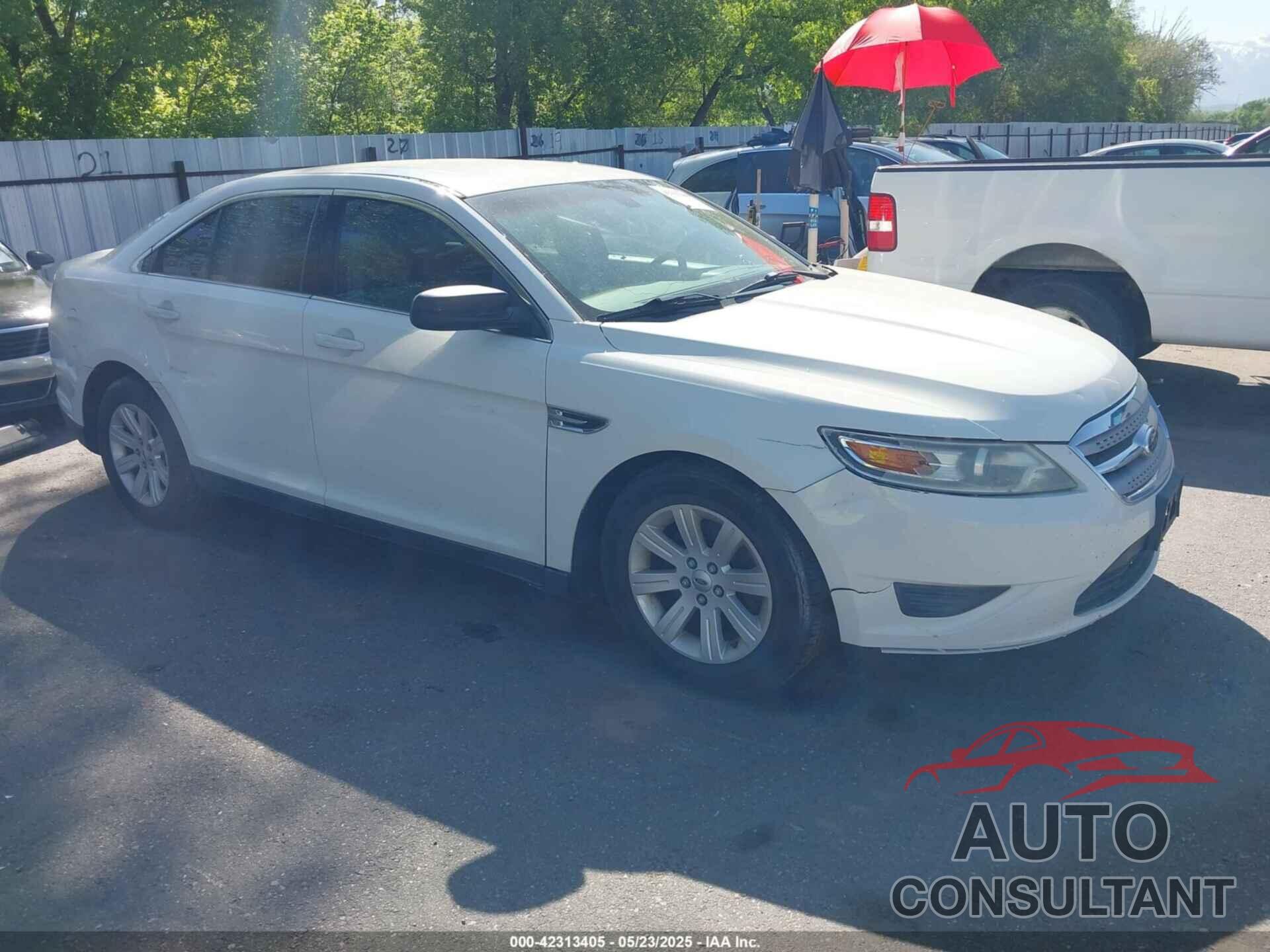 FORD TAURUS 2011 - 1FAHP2DW1BG127557