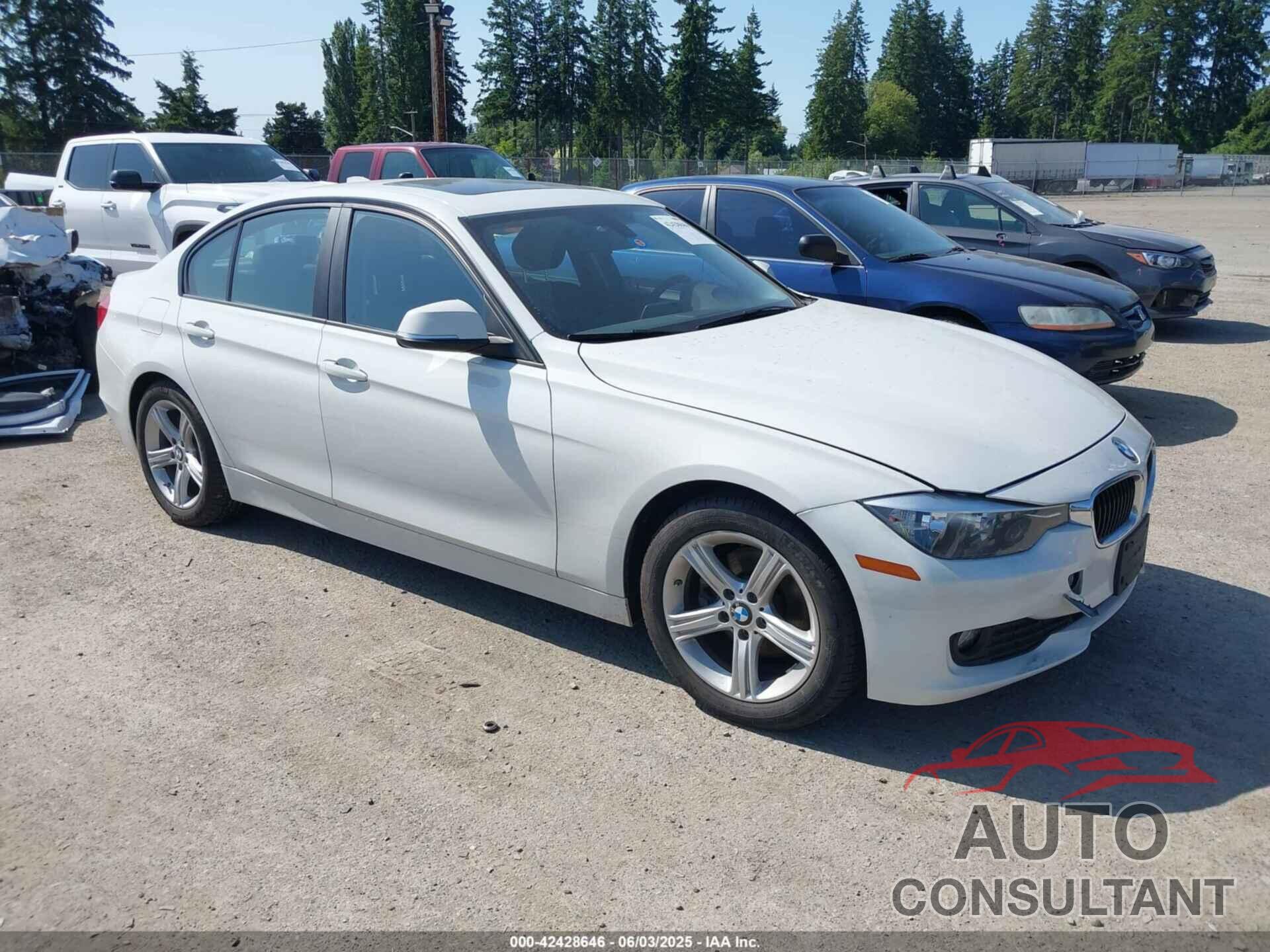 BMW 320I 2015 - WBA3C3G51FNT53668