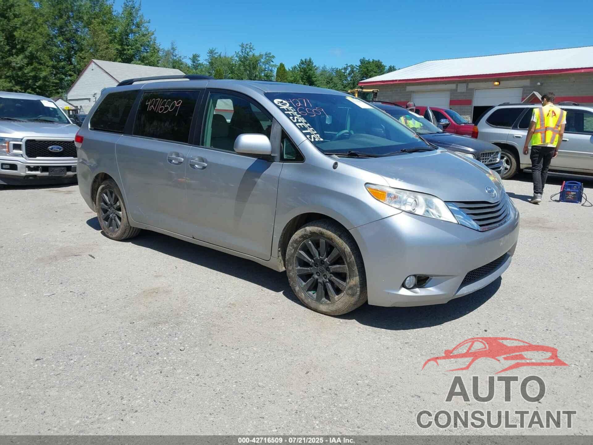 TOYOTA SIENNA 2012 - 5TDDK3DC9CS035753