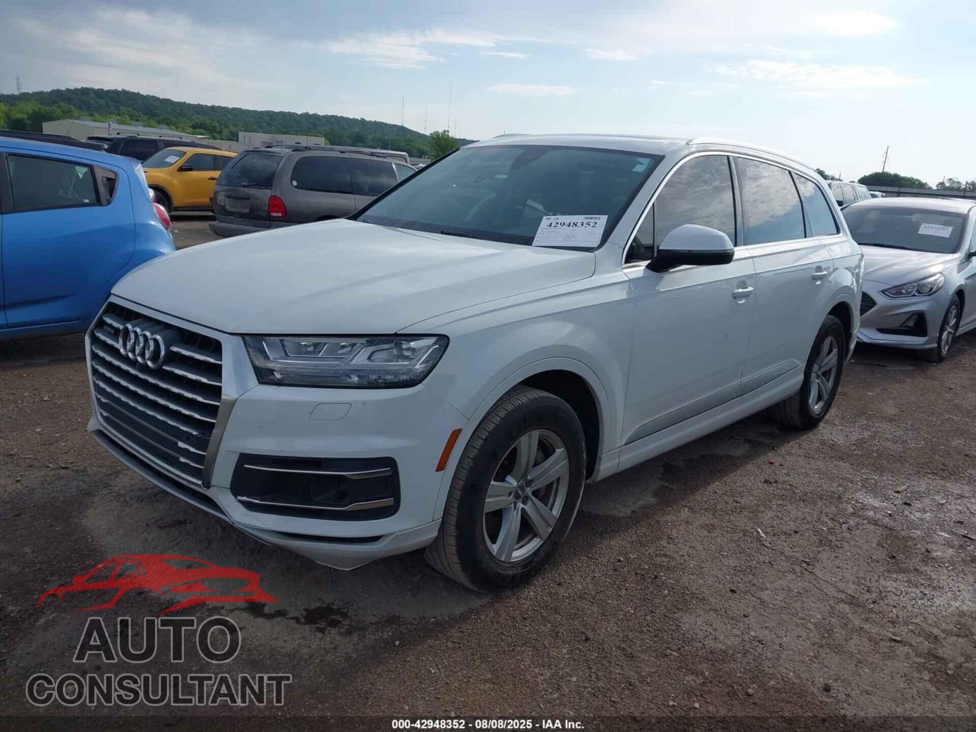 AUDI Q7 2017 - WA1LHAF71HD040859
