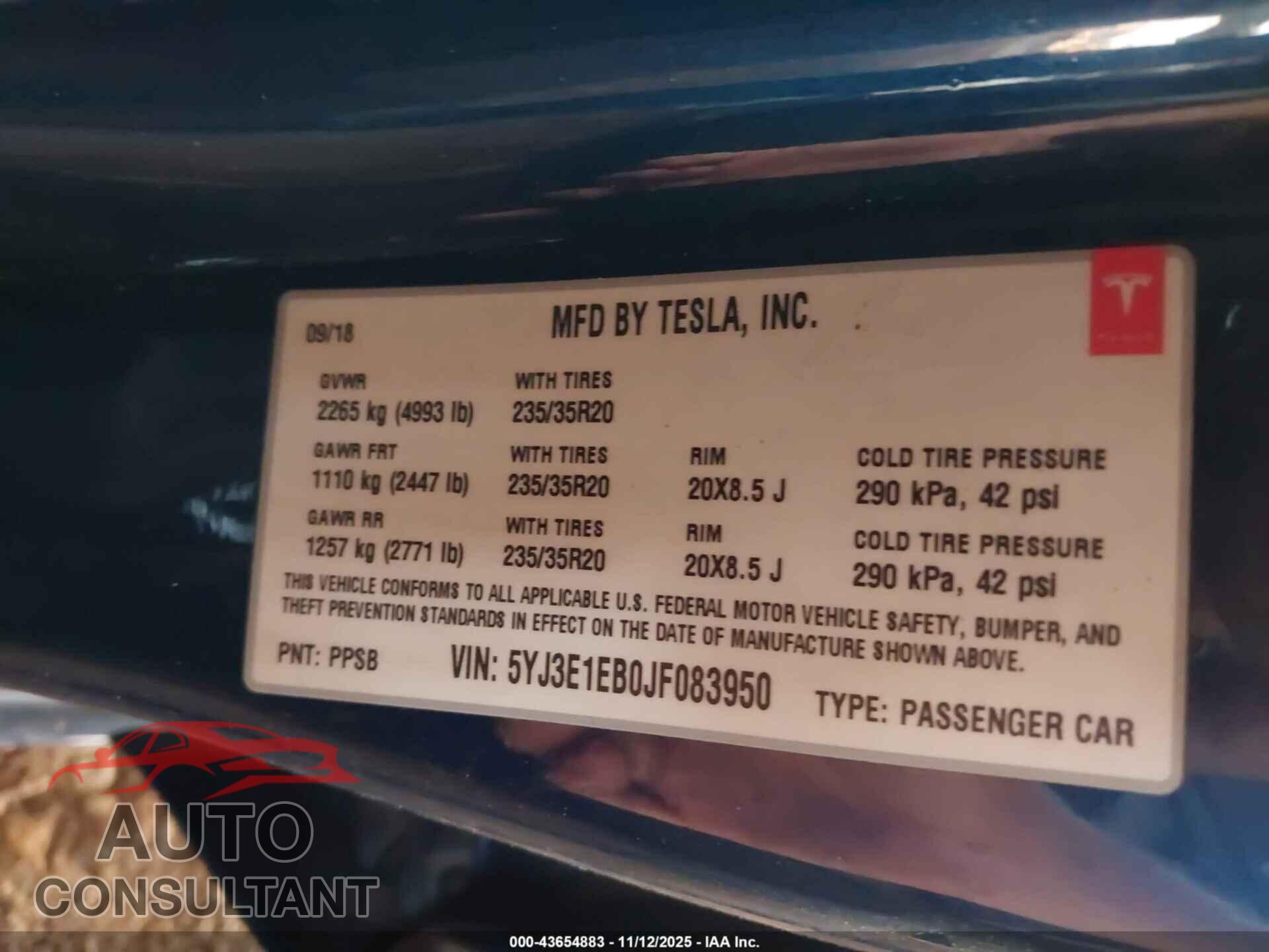 TESLA MODEL 3 2018 - 5YJ3E1EB0JF083950
