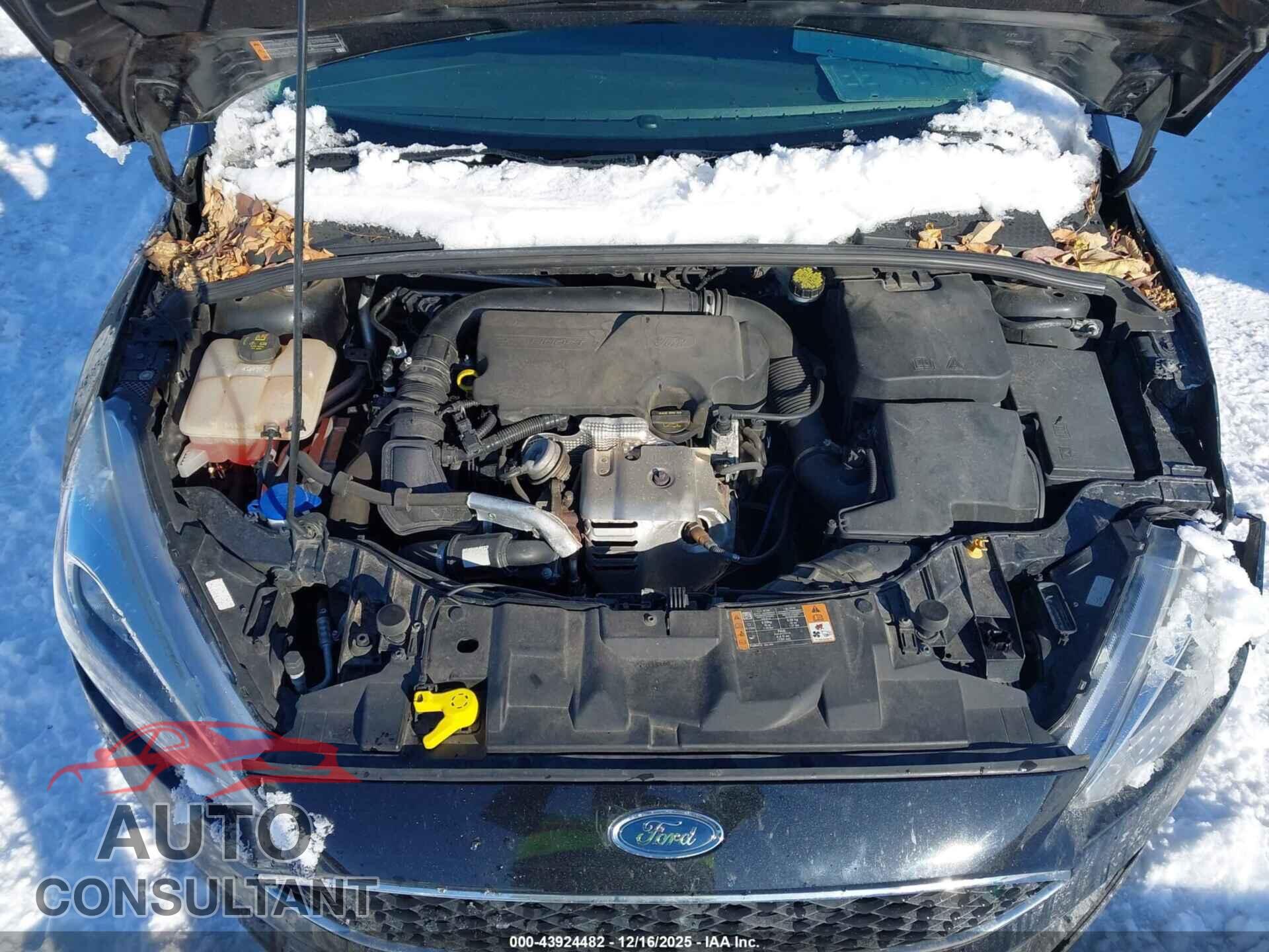 FORD FOCUS 2015 - 1FADP3FE6FL387345