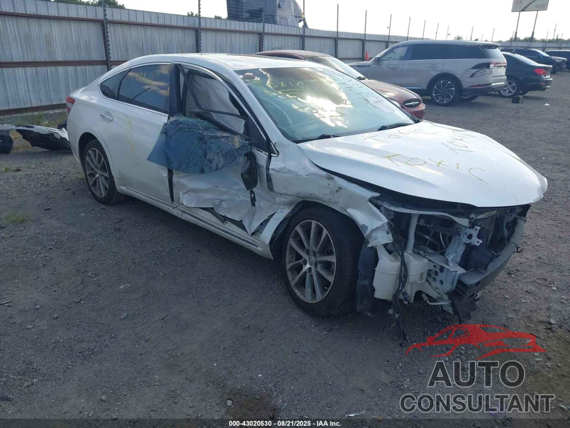 TOYOTA AVALON 2015 - 4T1BK1EB2FU173888