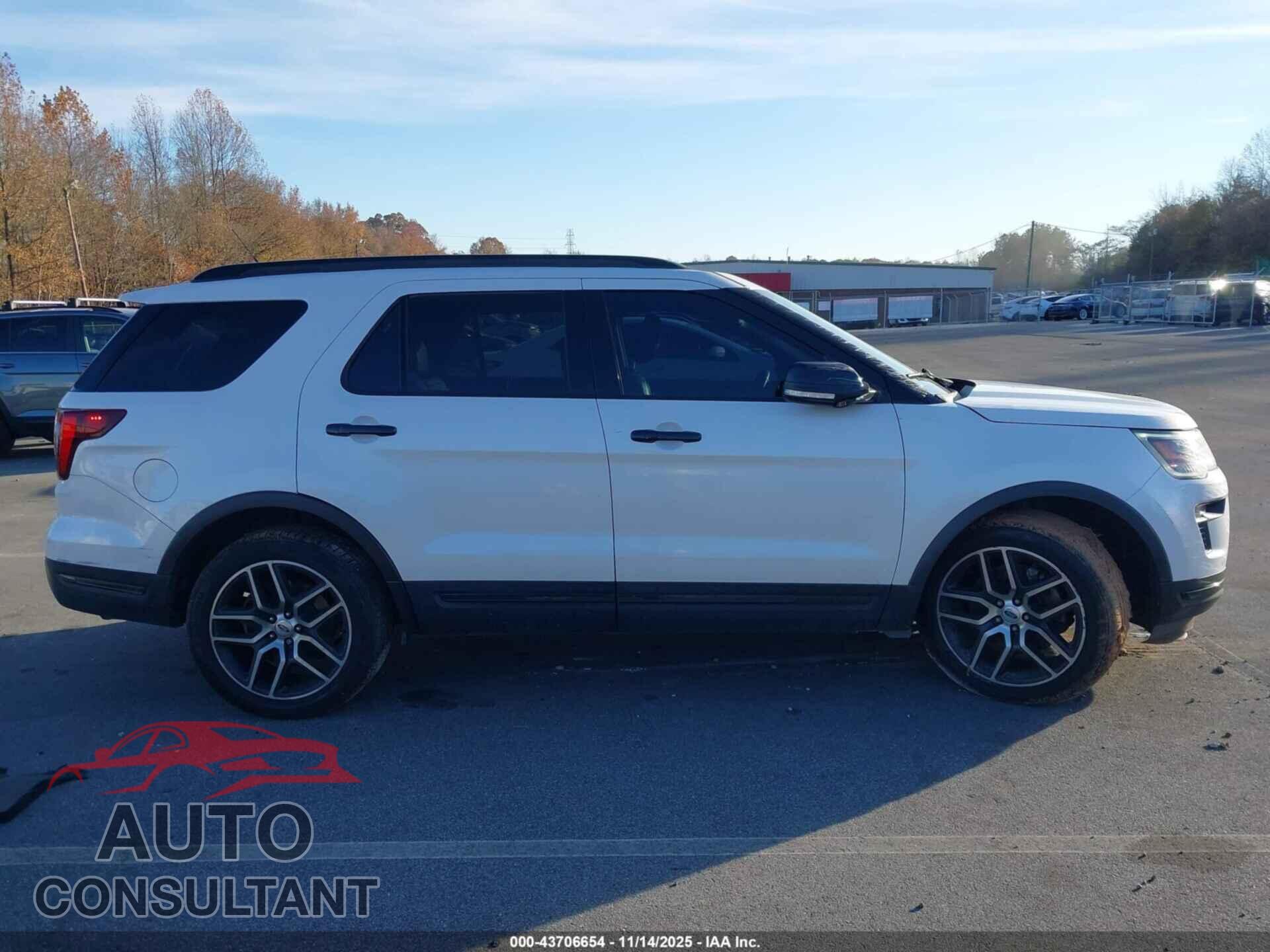 FORD EXPLORER 2018 - 1FM5K8GT5JGB20170