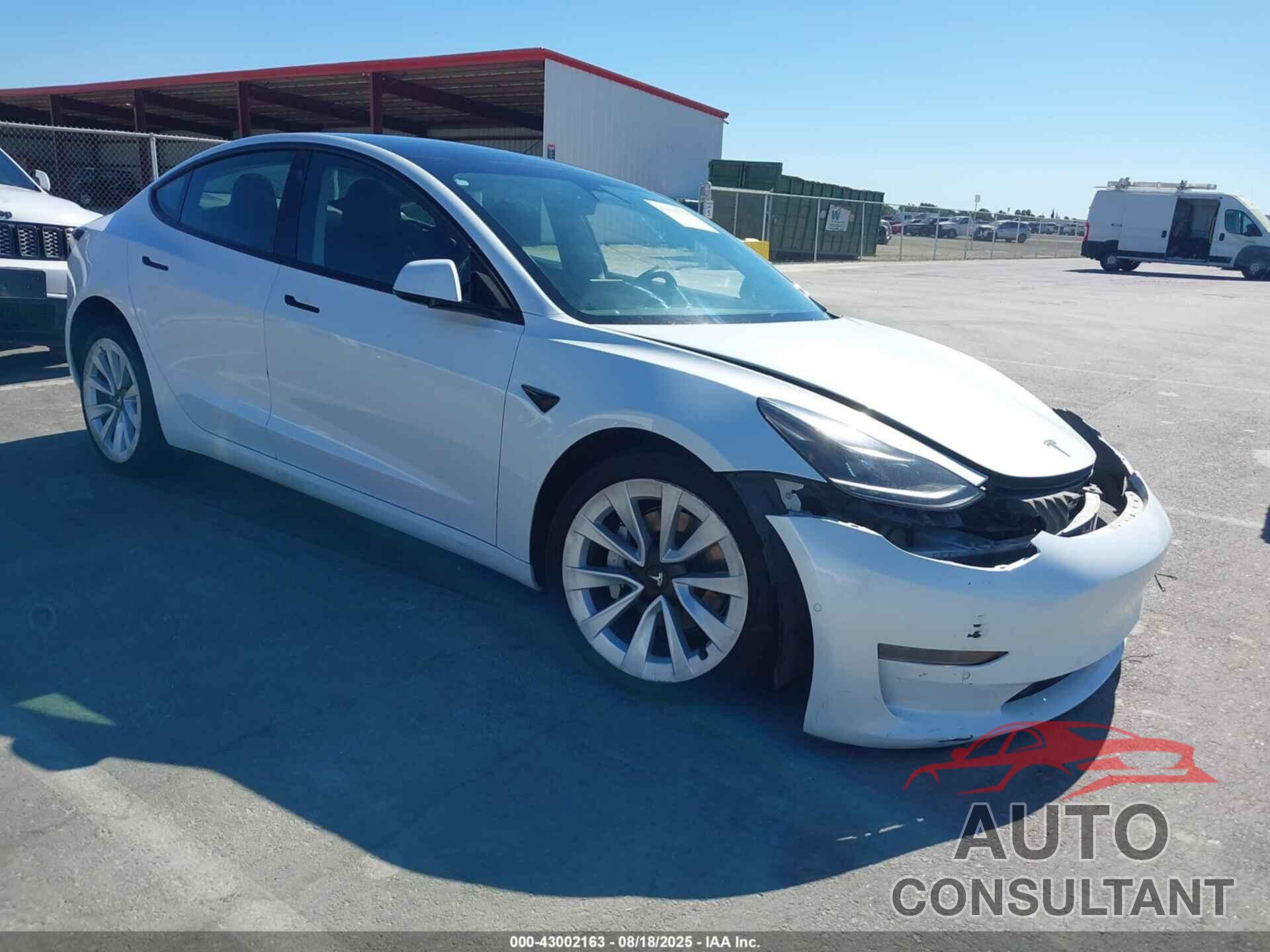 TESLA MODEL 3 2022 - 5YJ3E1EA6NF135031
