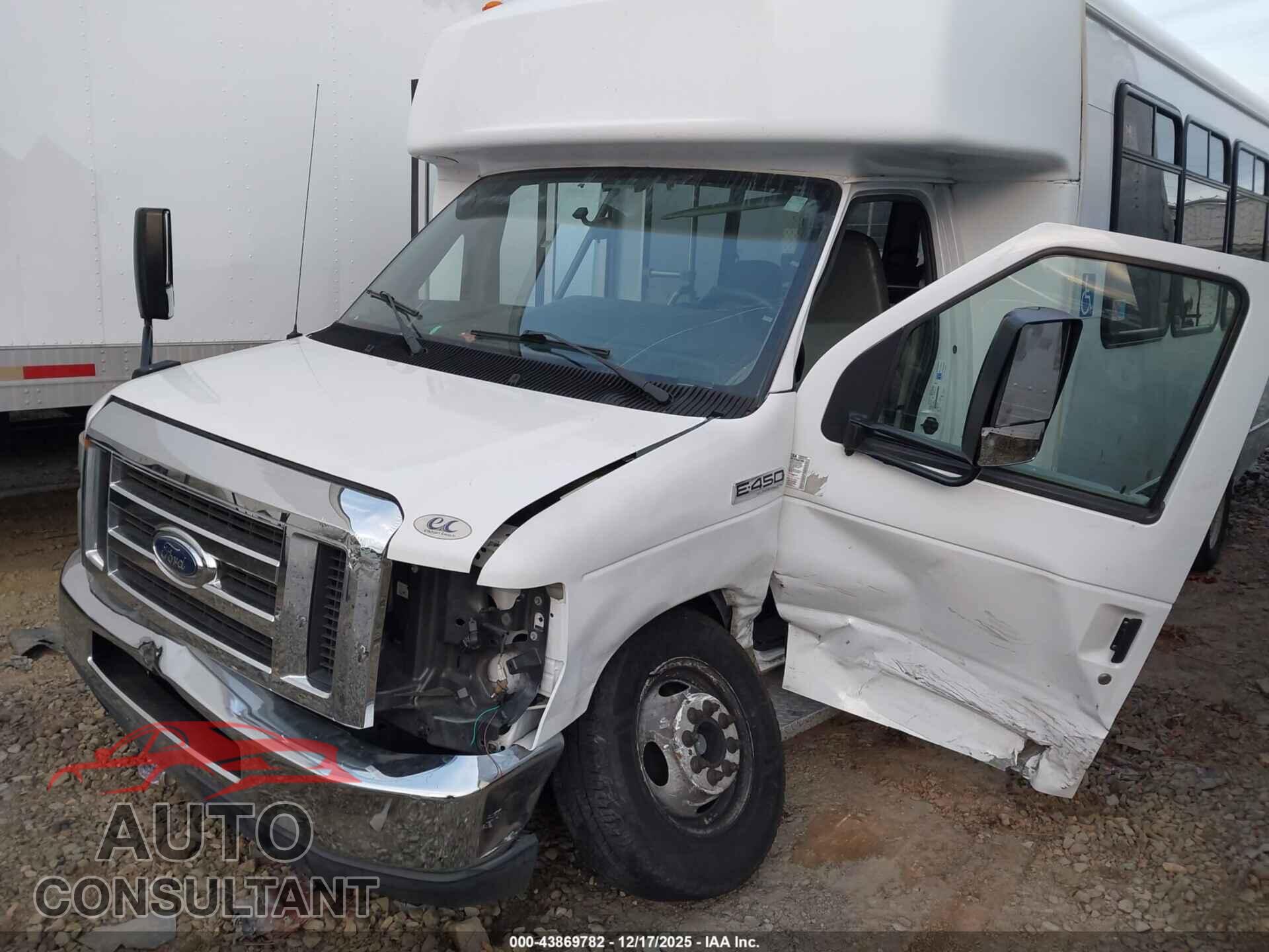 FORD E-450 CUTAWAY 2017 - 1FDFE4FS0HDC55761