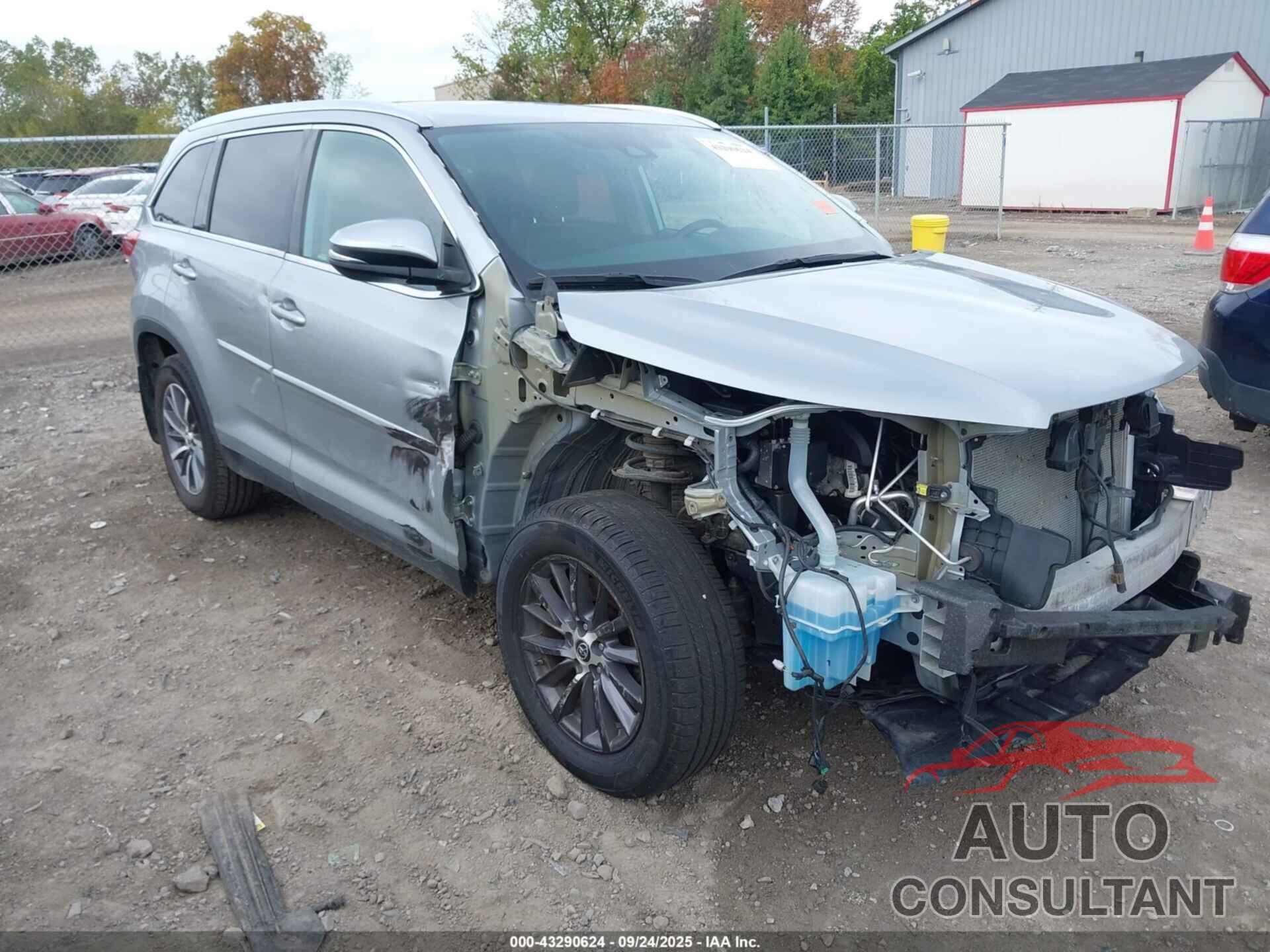 TOYOTA HIGHLANDER 2019 - 5TDJZRFH8KS580335