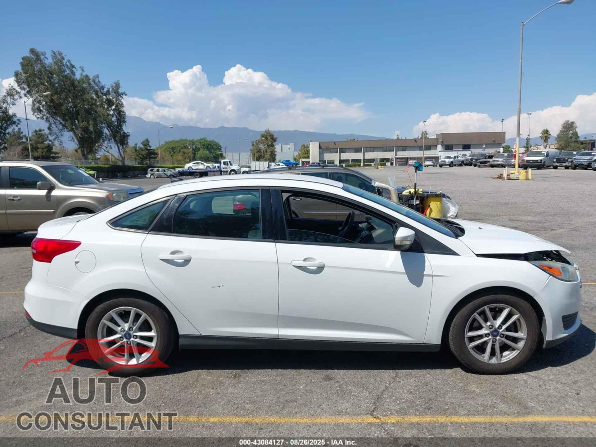 FORD FOCUS 2017 - 1FADP3F24HL278844
