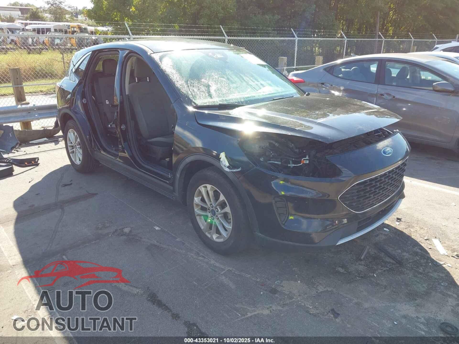 FORD ESCAPE 2020 - 1FMCU0G63LUA92029